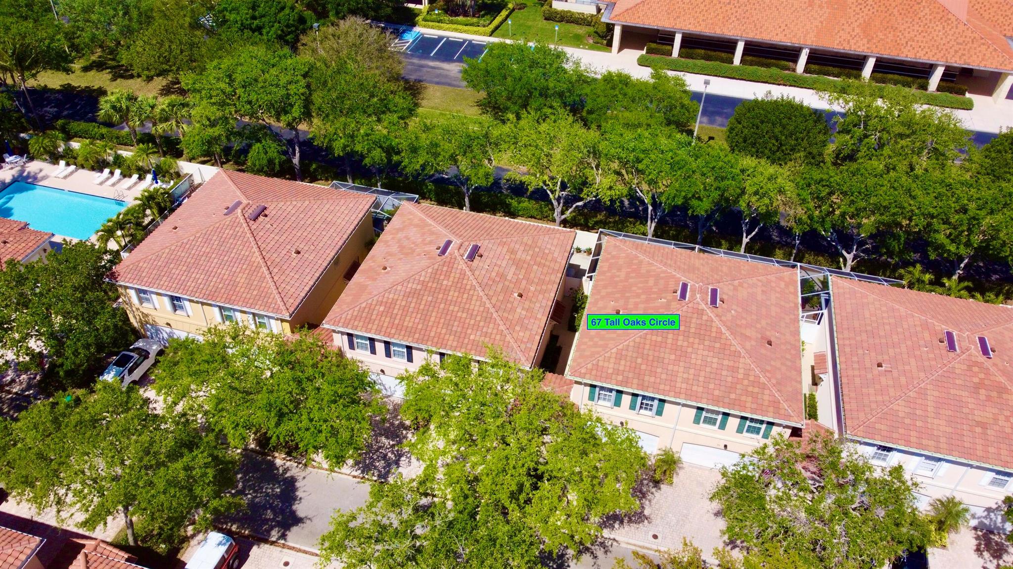 TEQUESTA OAKS - Residential
