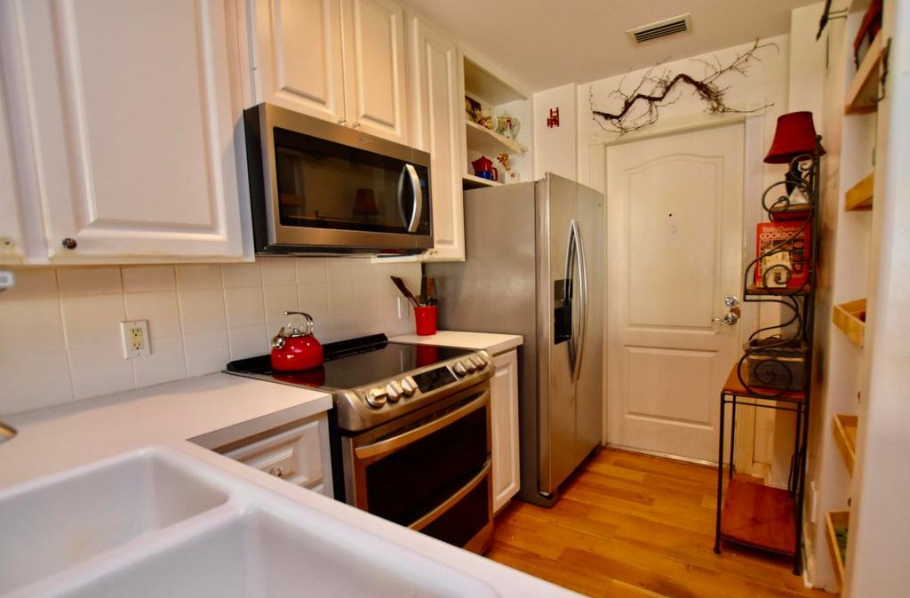 Photo of 67 Tall Oaks Circle, Tequesta, FL 33469 (MLS # R11074822)