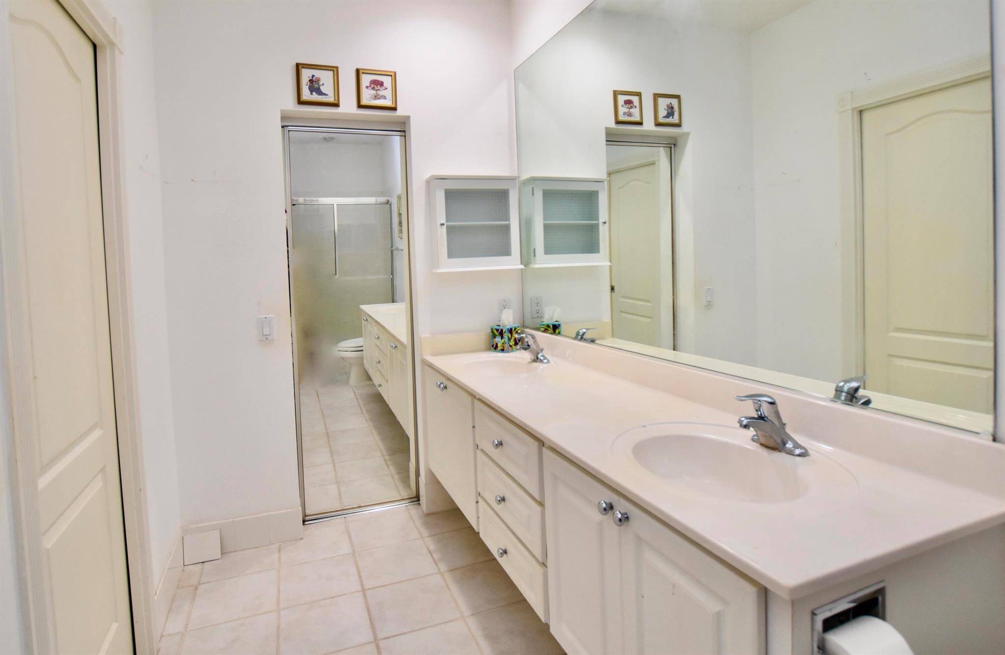 TEQUESTA OAKS - Residential