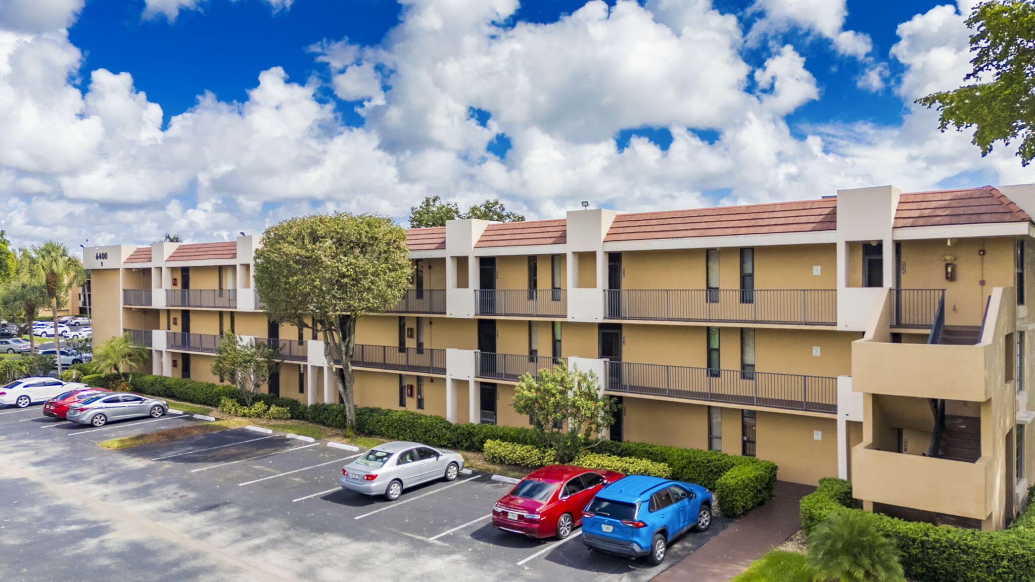 6427 CORAL LAKE Drive 303