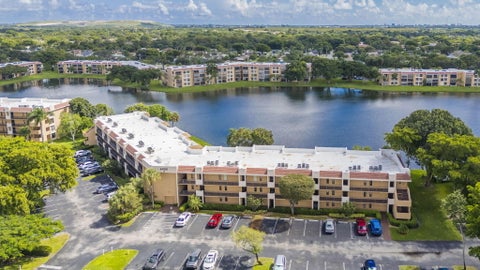 Tiny photo for 6427 CORAL LAKE Drive #303, Margate, FL 33063 (MLS # B26090633)