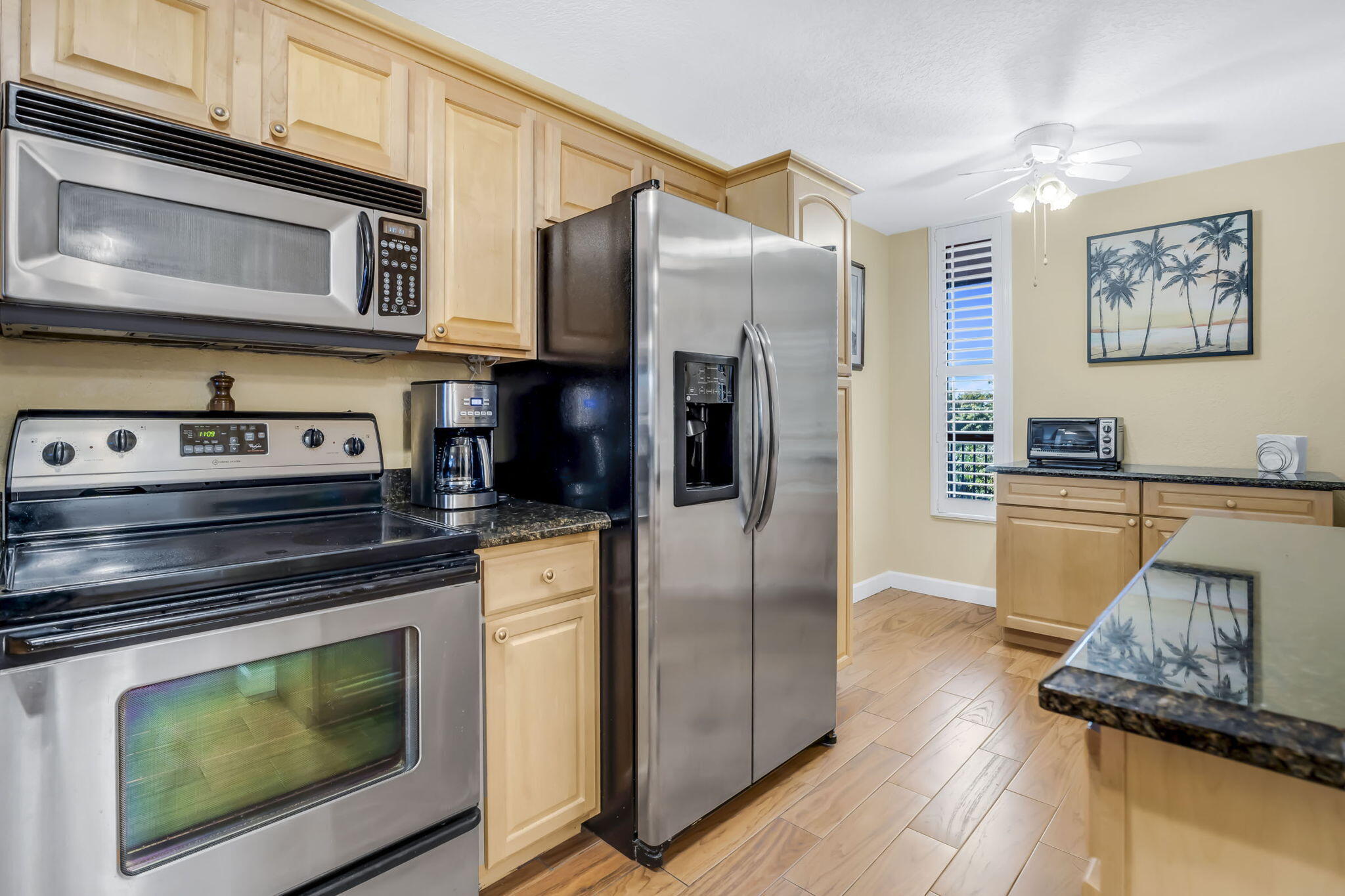 6427 CORAL LAKE Drive 303