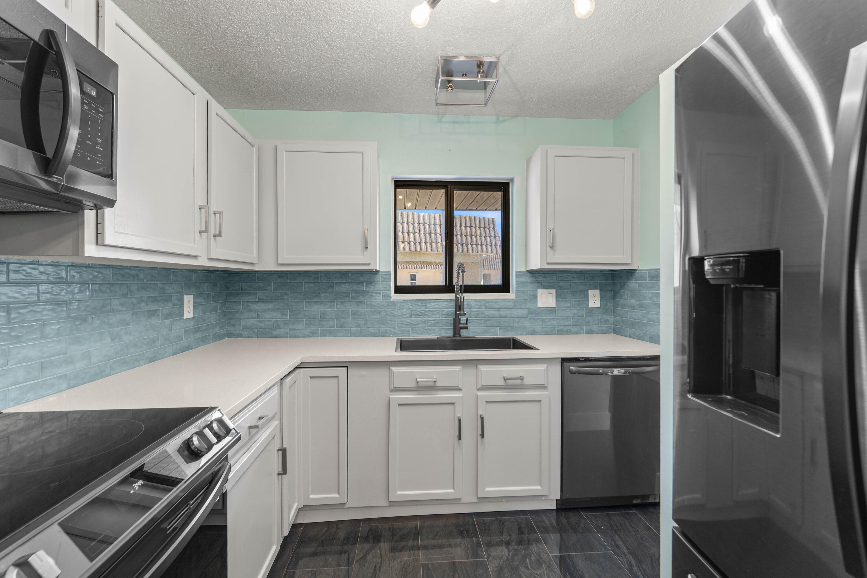 RIVEREDGE CONDO - Residential