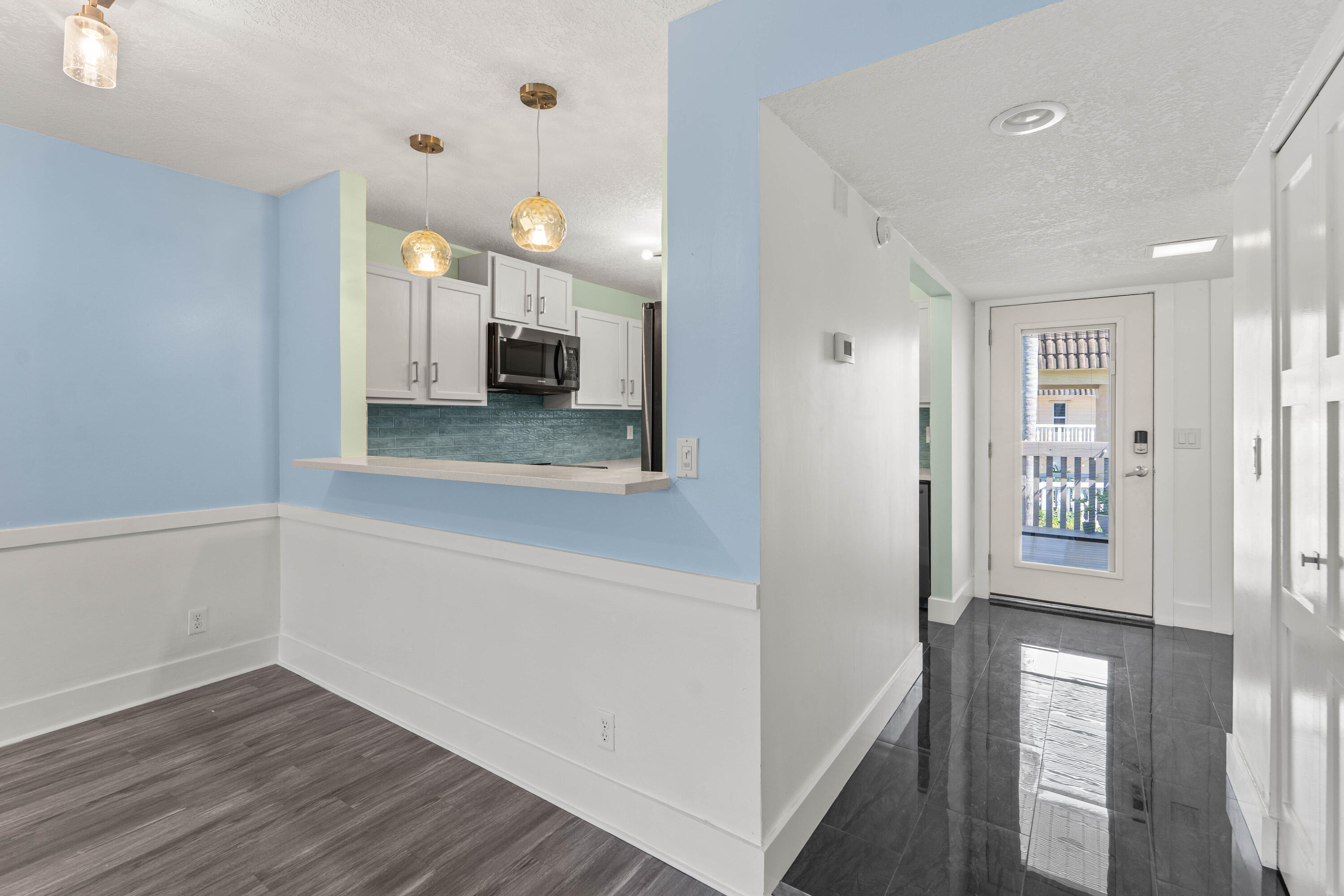 RIVEREDGE CONDO - Residential