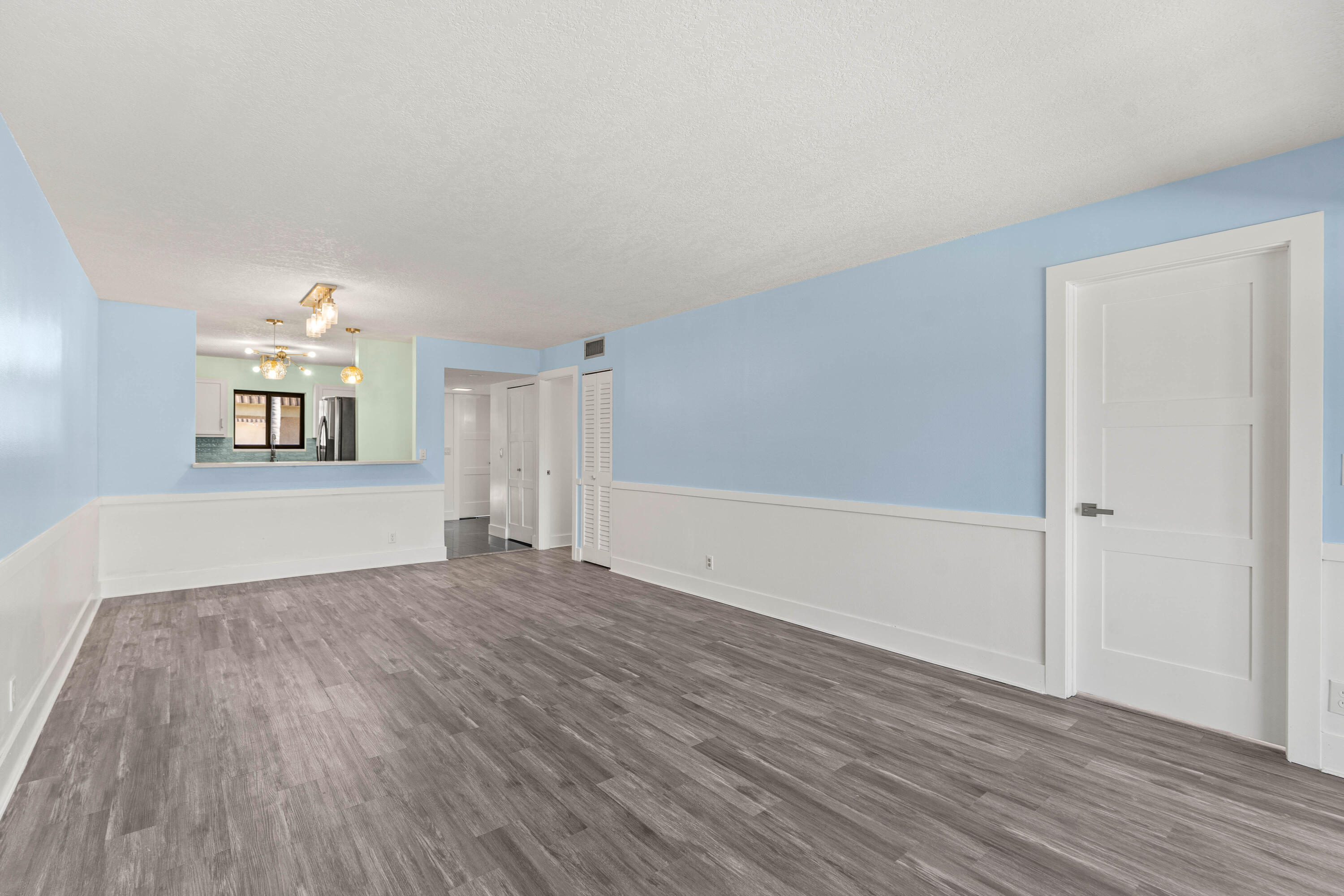 RIVEREDGE CONDO - Residential