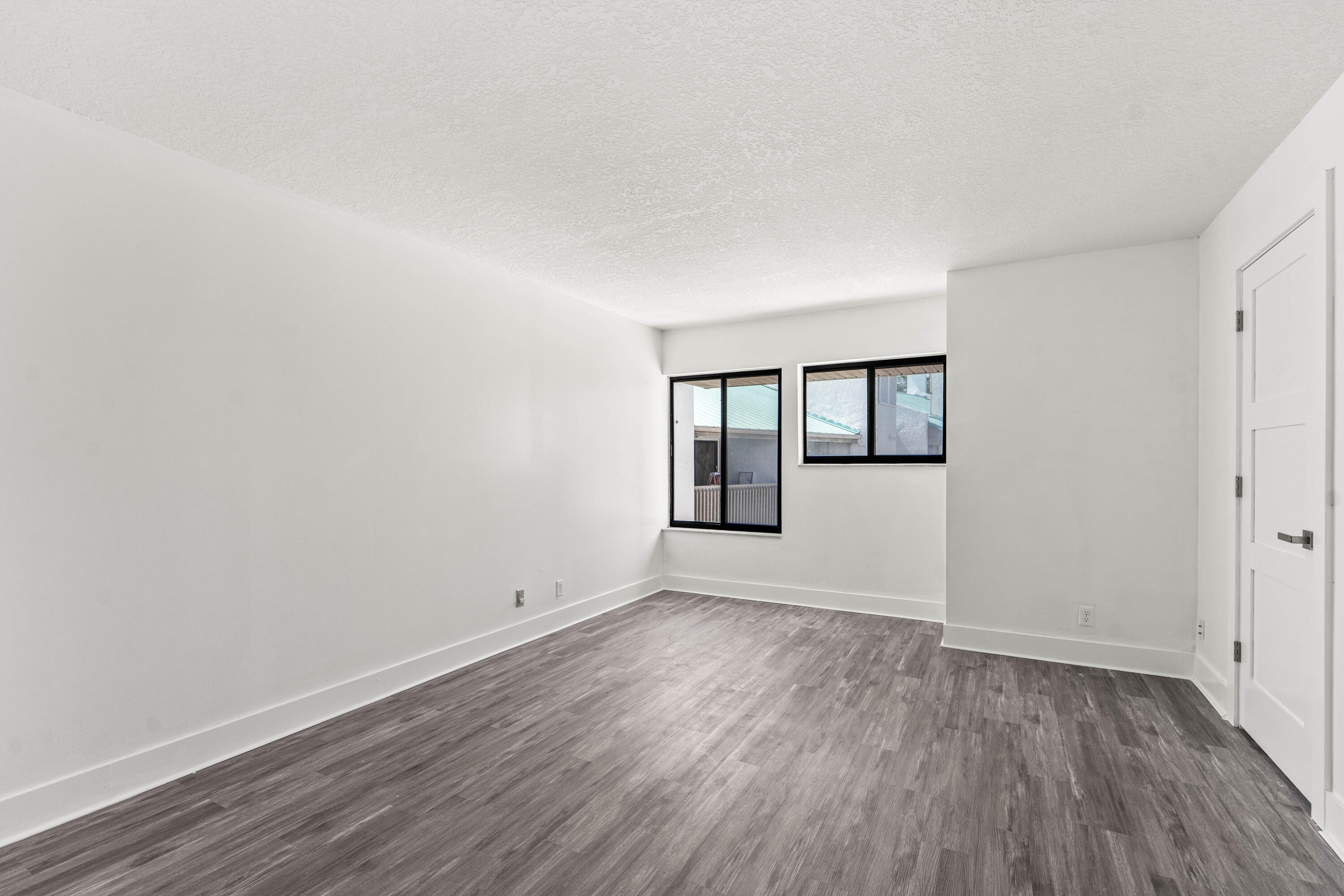 RIVEREDGE CONDO - Residential