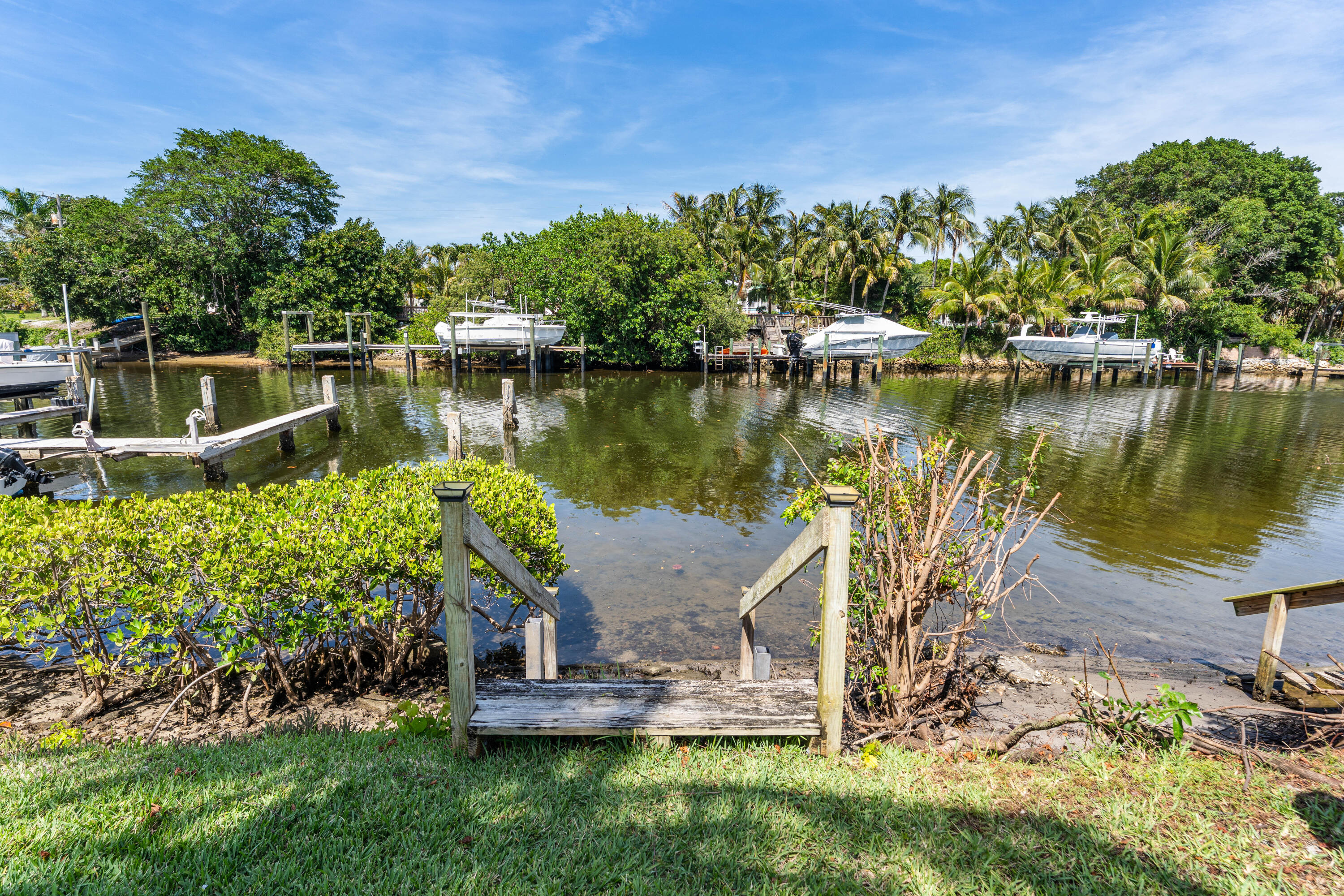 RIVEREDGE CONDO - Residential
