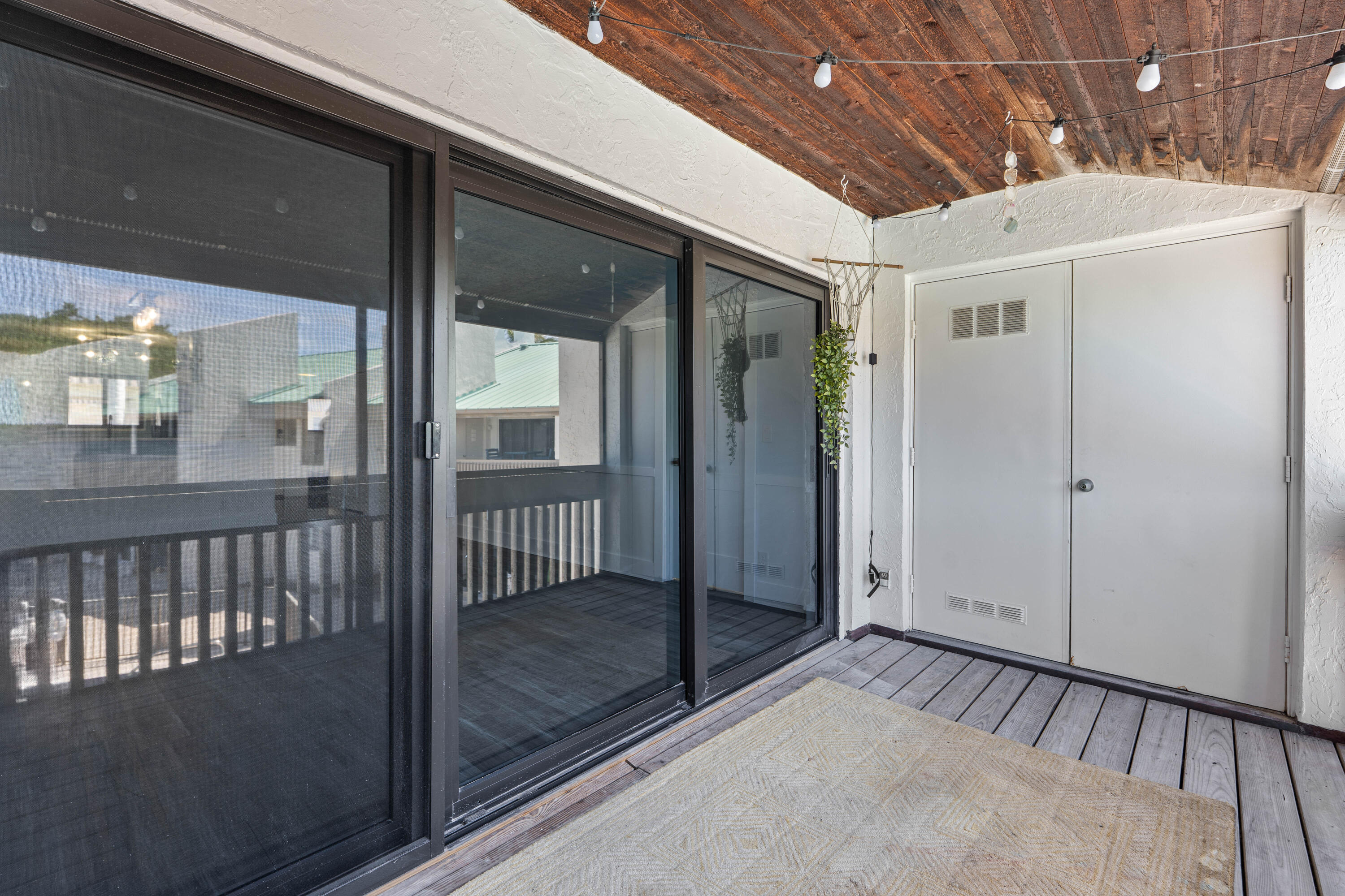 RIVEREDGE CONDO - Residential