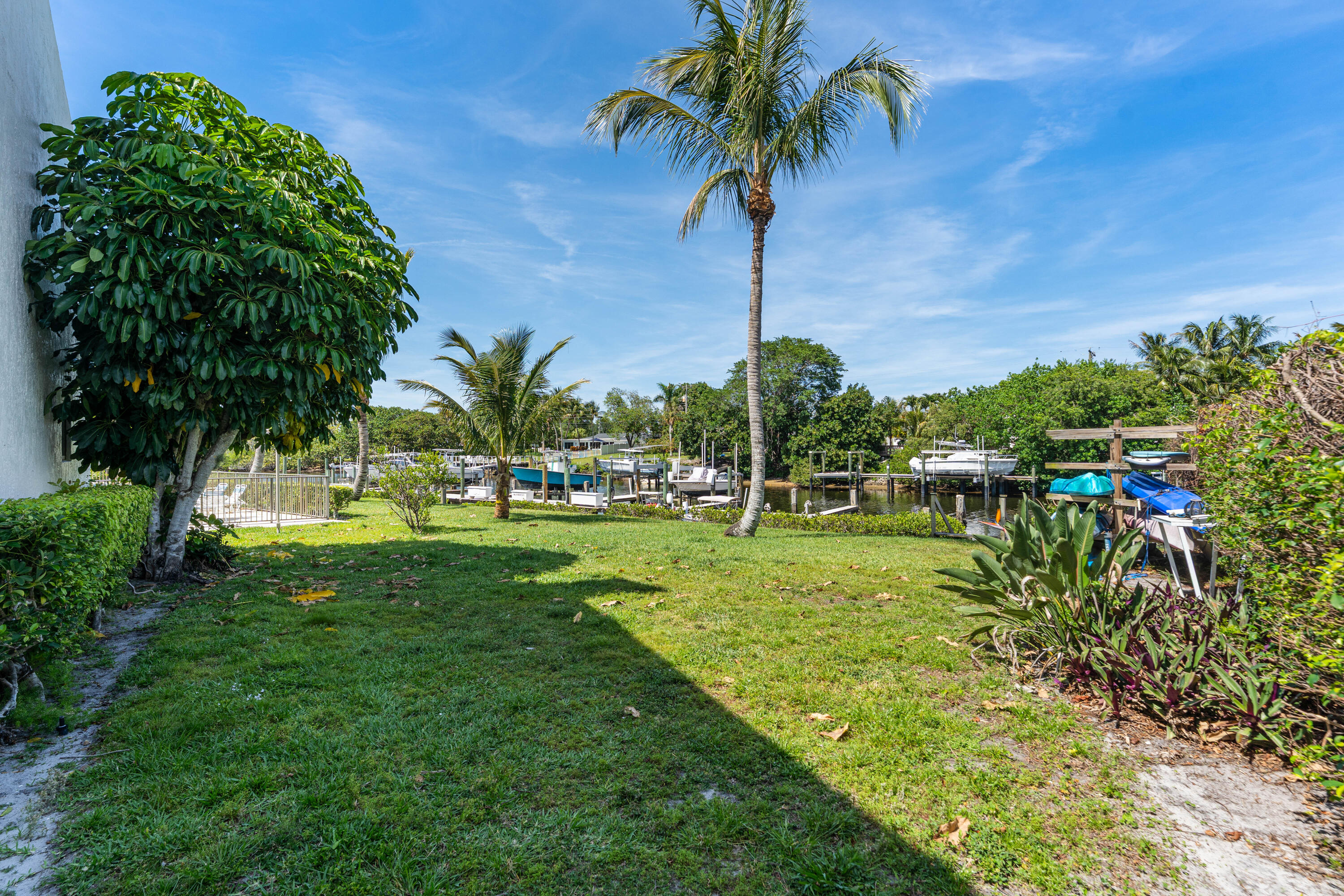 RIVEREDGE CONDO - Residential