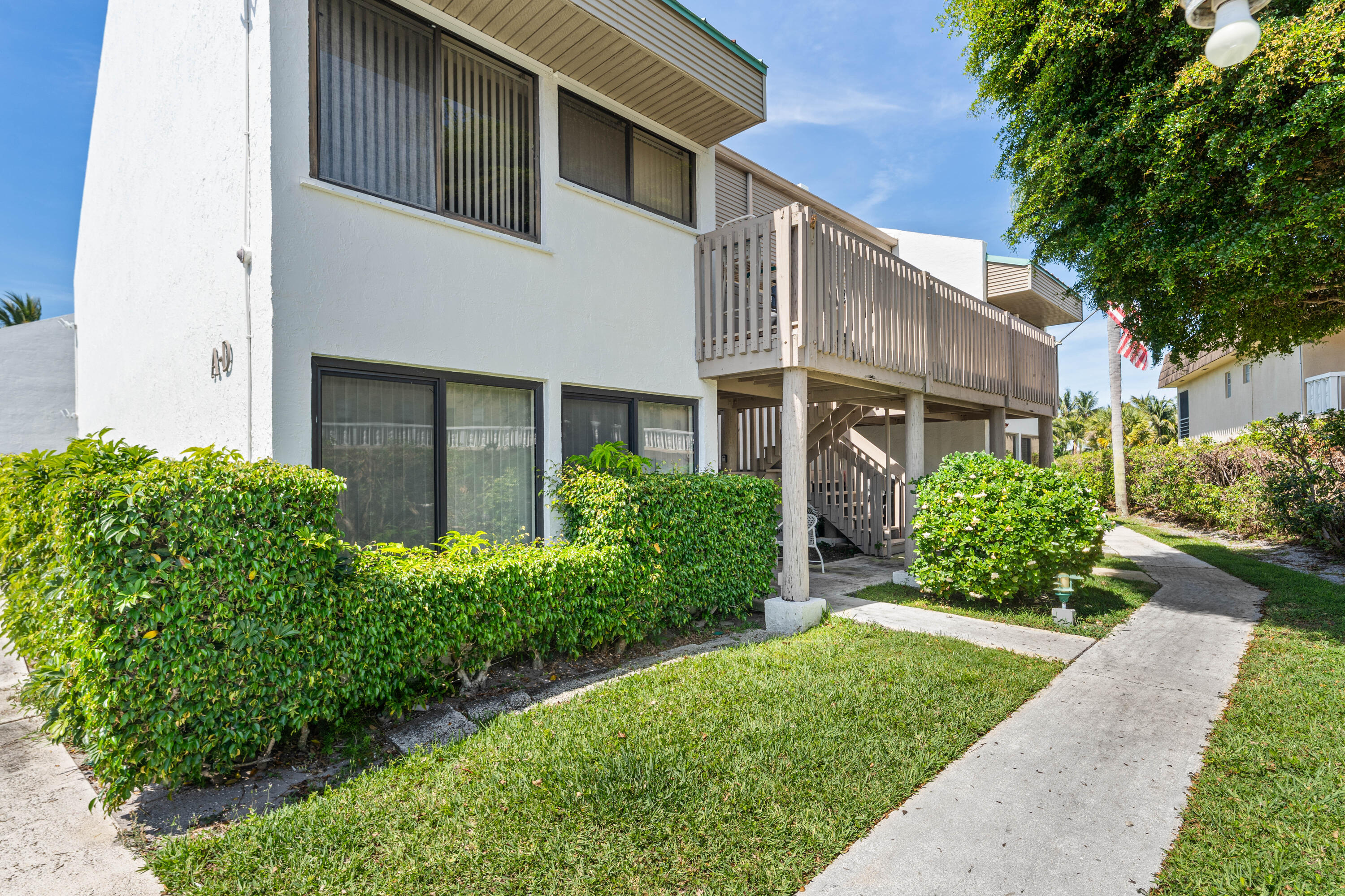 RIVEREDGE CONDO - Residential