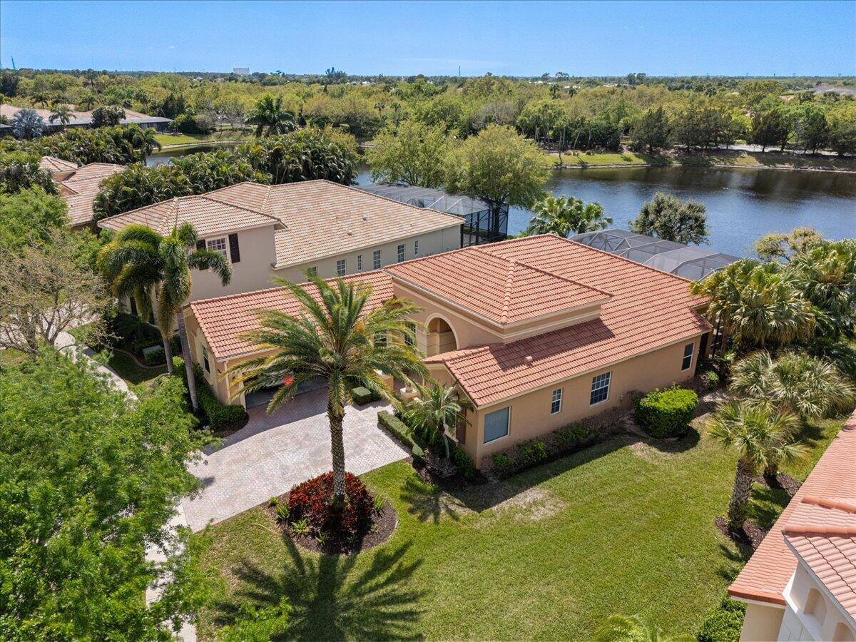 VERANO - Residential