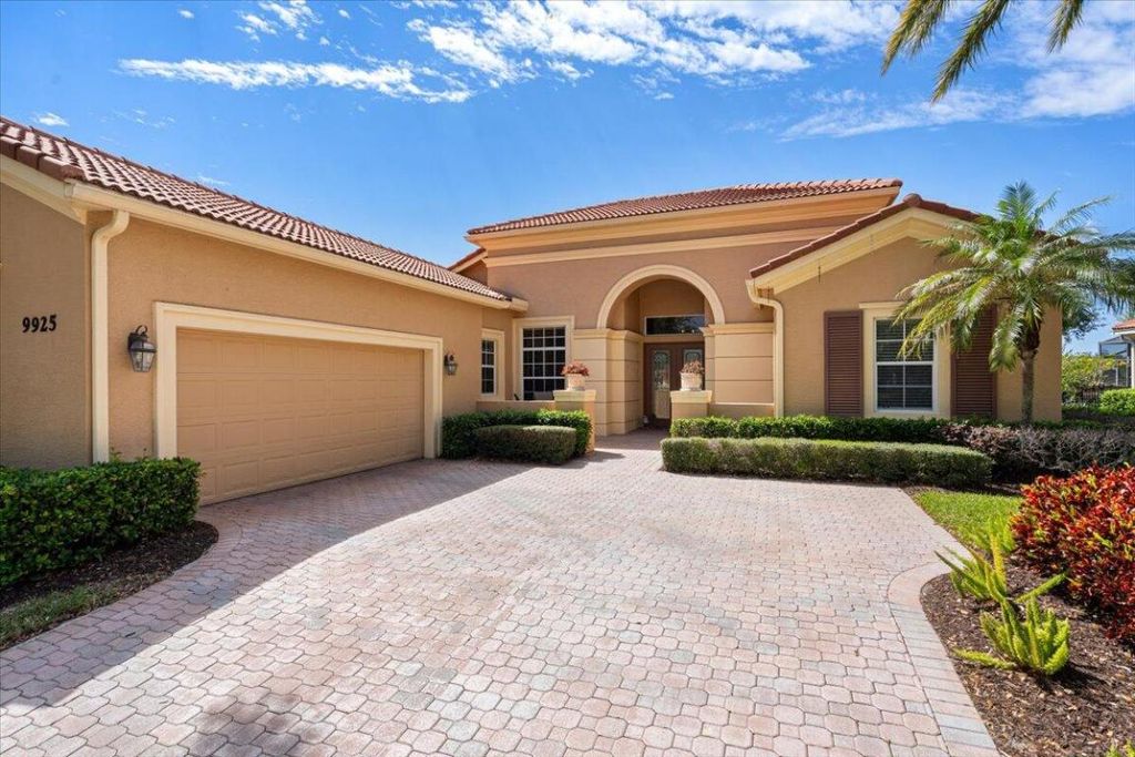 Photo of 9925 SW Nuova Way, Port Saint Lucie, FL 34986 (MLS # R11077211)