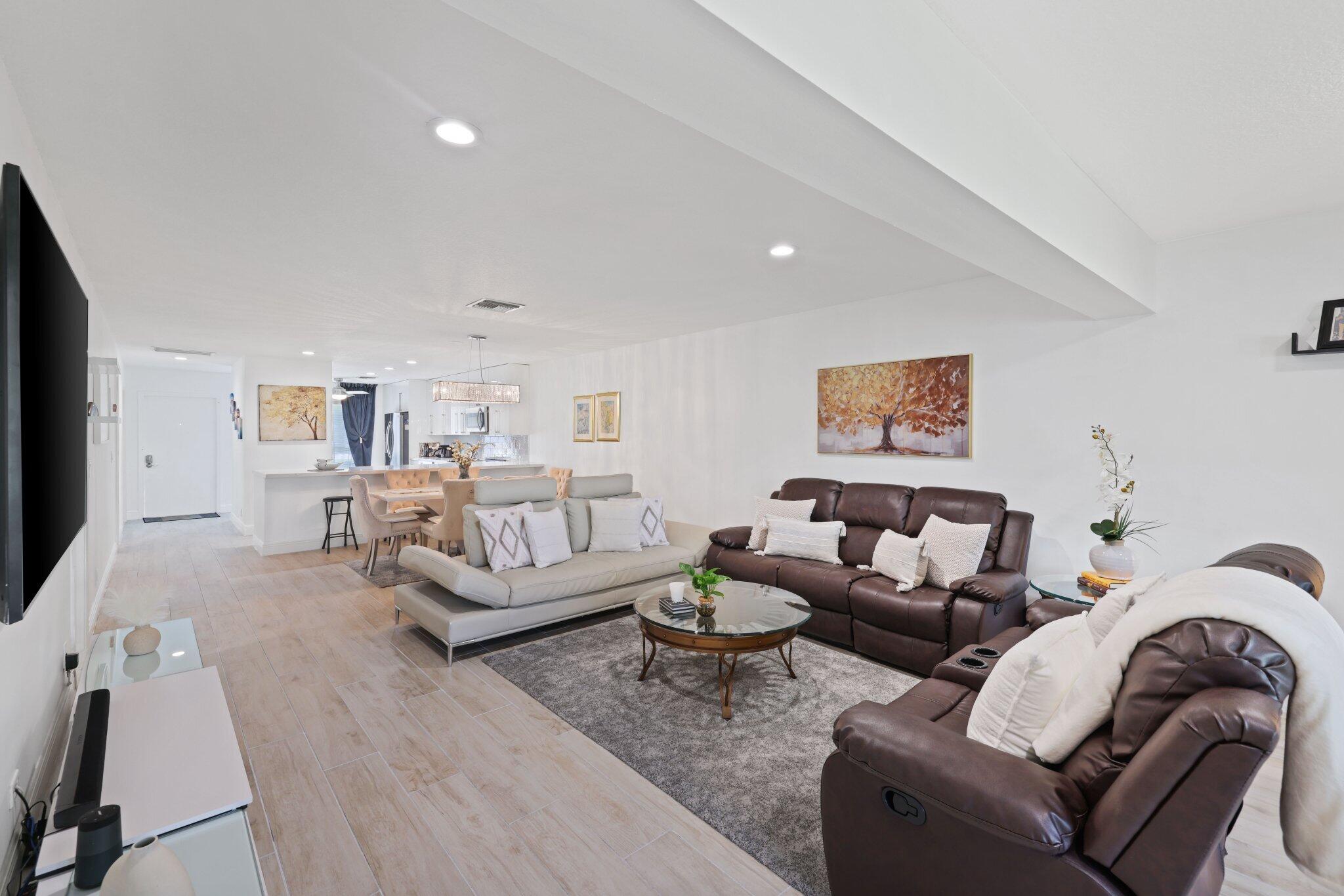 PINES OF DELRAY CONDO - Residential