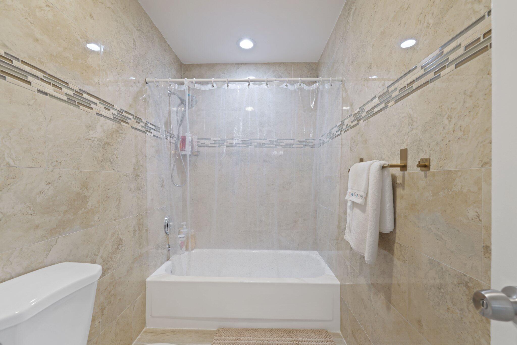 PINES OF DELRAY CONDO - Residential