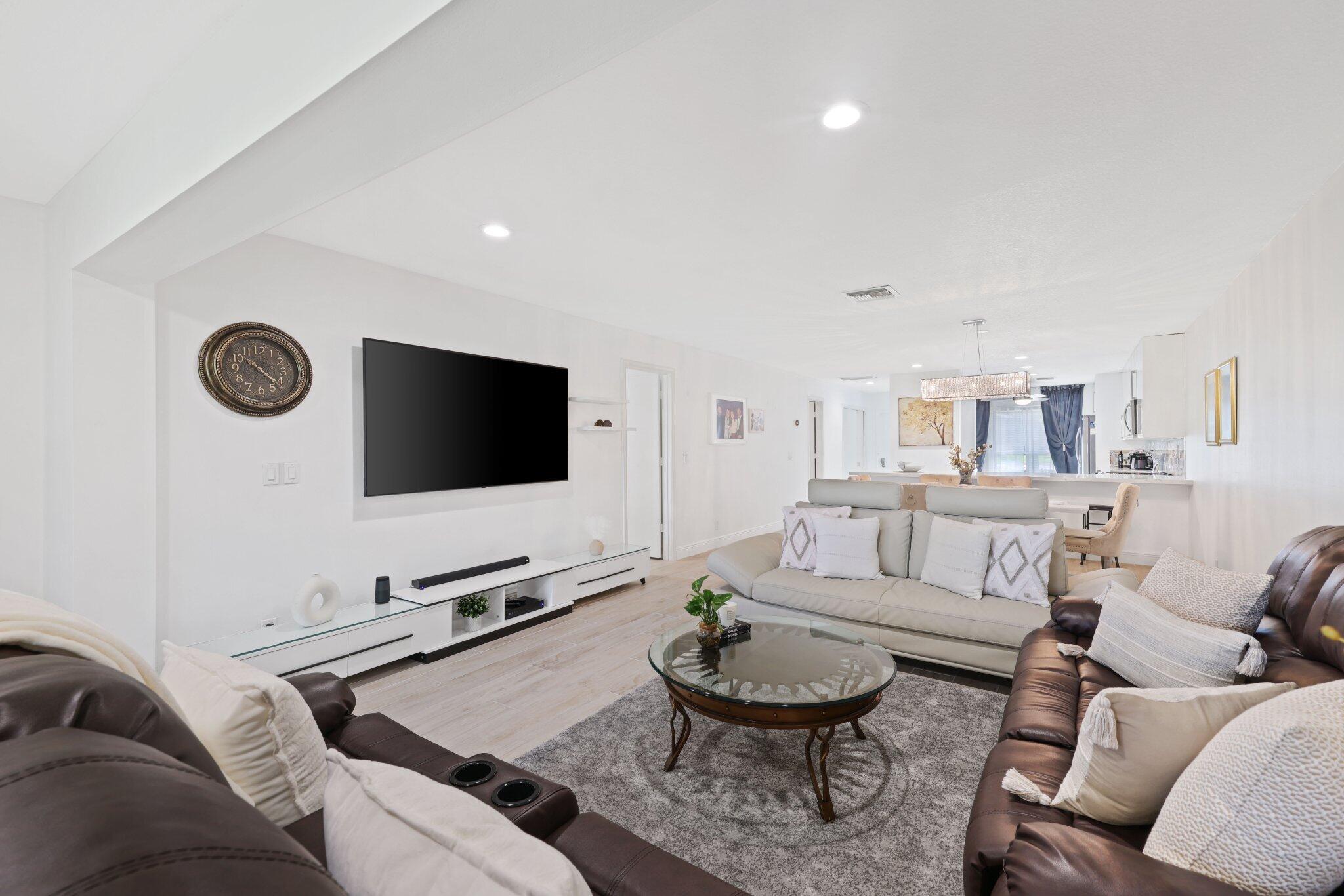 PINES OF DELRAY CONDO - Residential