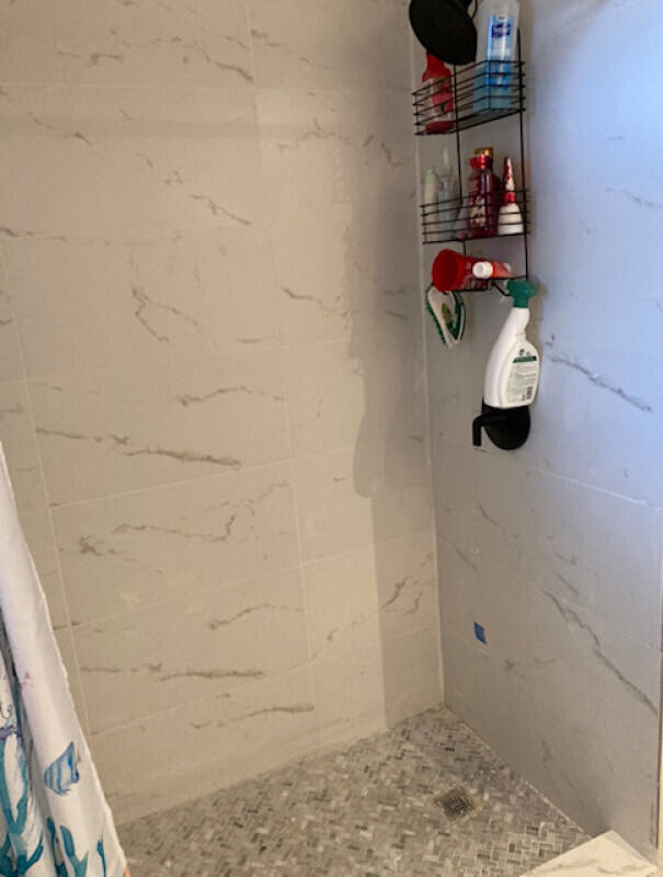 BLUE LAKE APTS CONDO - Residential