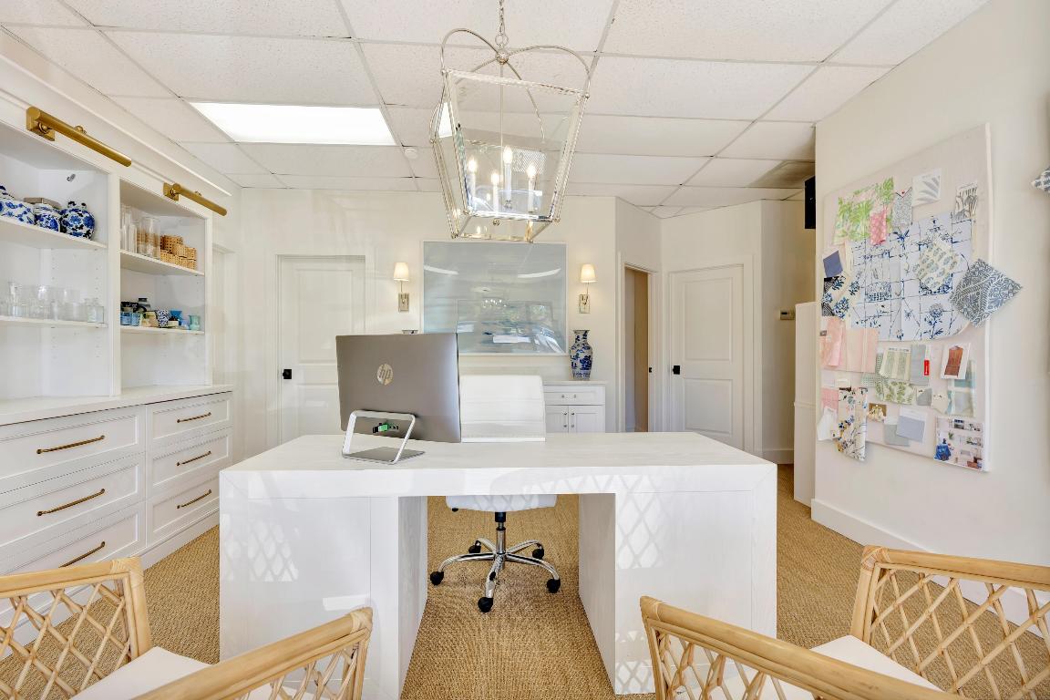 725 N A1a E102 & E103