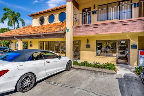 725 N A1a E102 & E103 Jupiter FL 33477