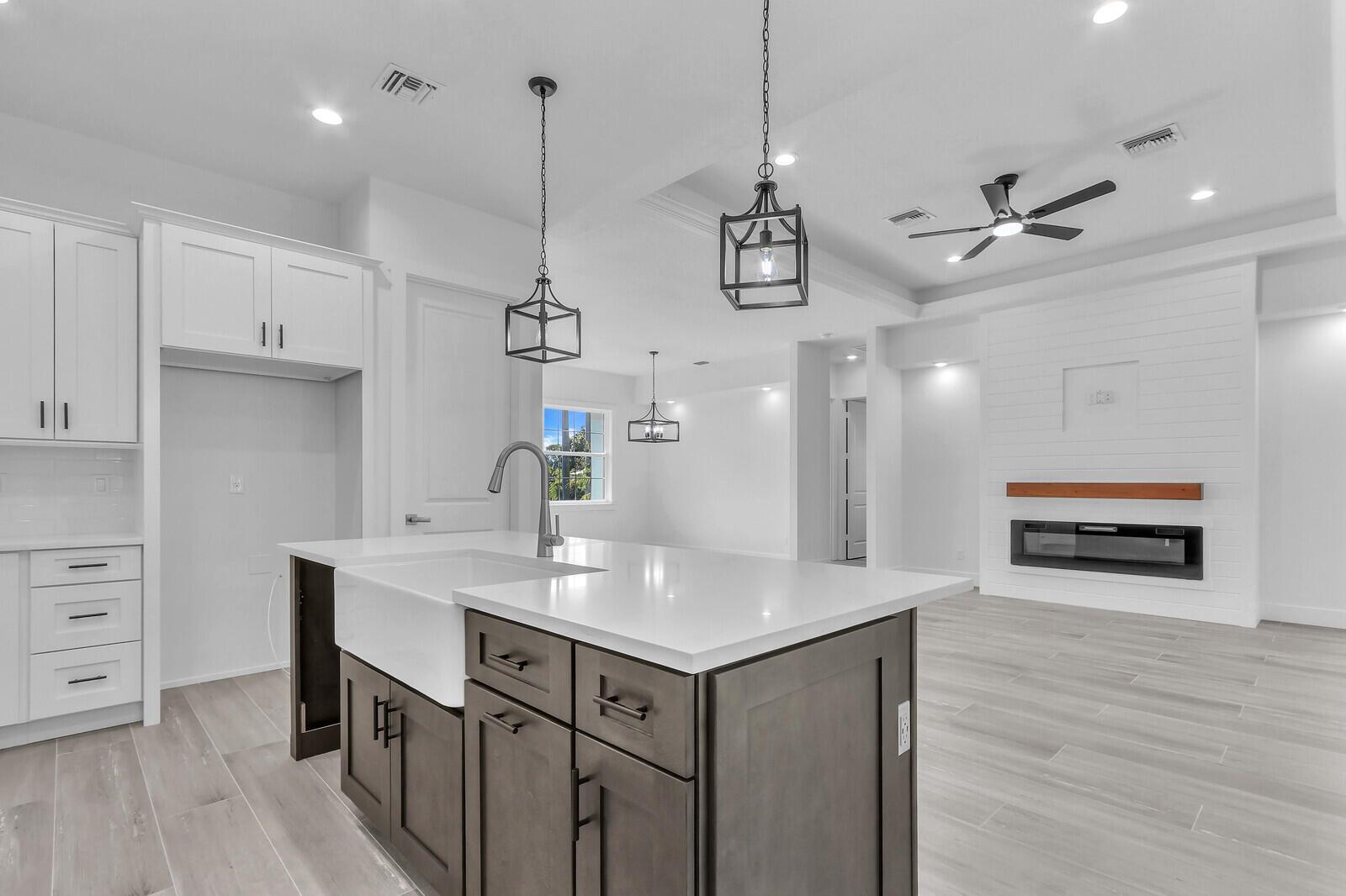 INDIAN RIVER ESTATES UNIT - Residential