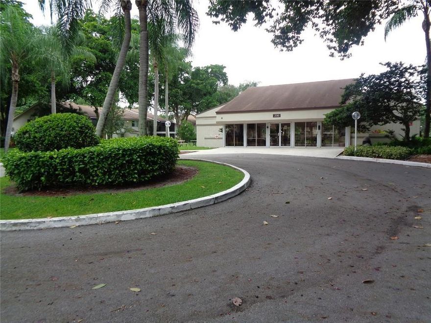 GROUND FLOOR 2/2 CONDO.   MOVE IN READY,  IN CENTRAL POMPANO BEACH, QUIET COMMUNITY OF THE GARDENS. LOCATED CLOSE TO MAJOR HIGHWAYS, SHOPPING, AND RESTAURANTS.  FULL HURRICANE SLIDE DOOR AND WINDOWS, PATIO WITH A CANAL WATER VIEW.  COMMUNITY POOL, CLUB HOUSE.  HUGE VISITORS PARKING.  CAT AND DOG PERMITTED. WASHER DRYER IN UNIT.