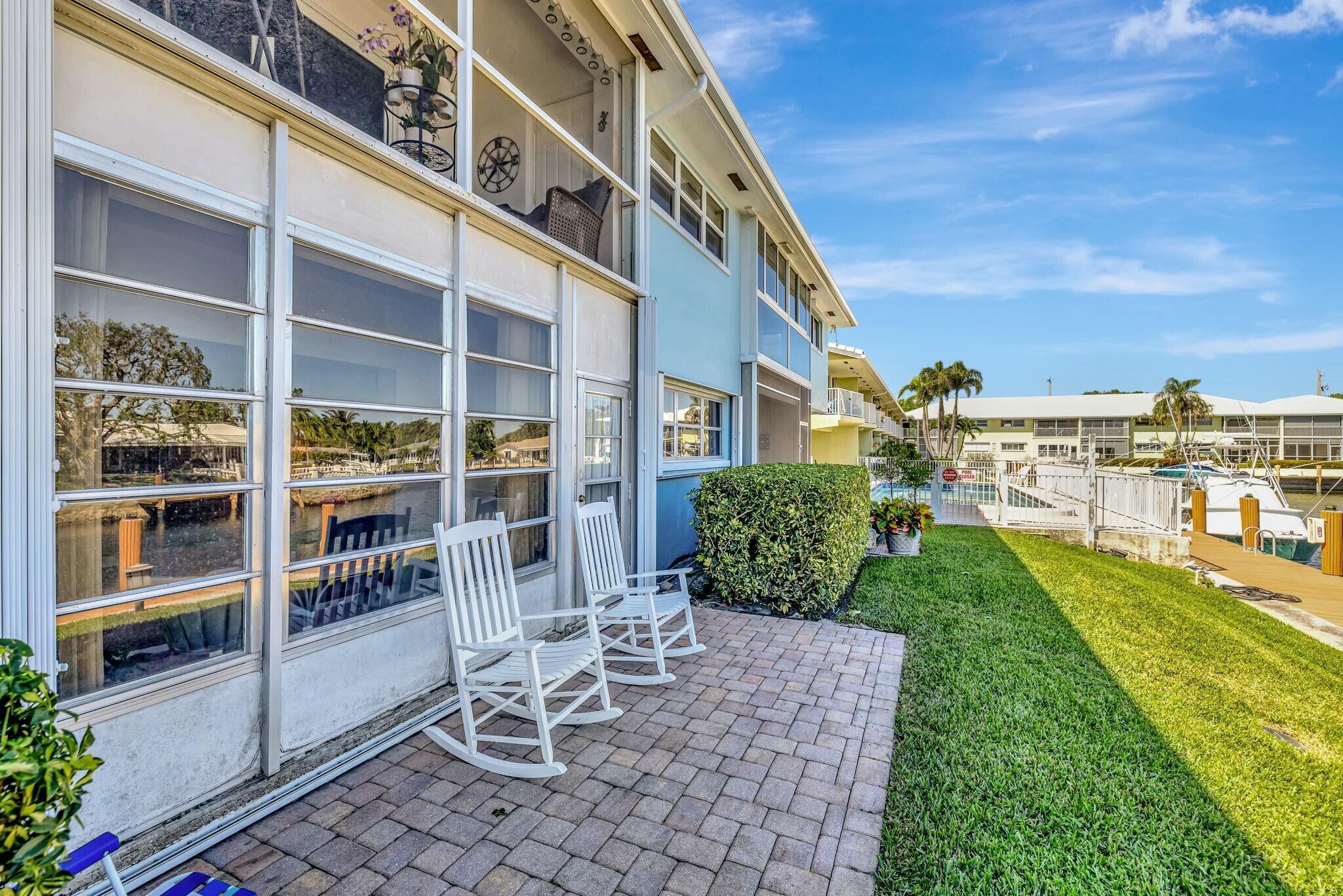 2401 NE 36th Street 102