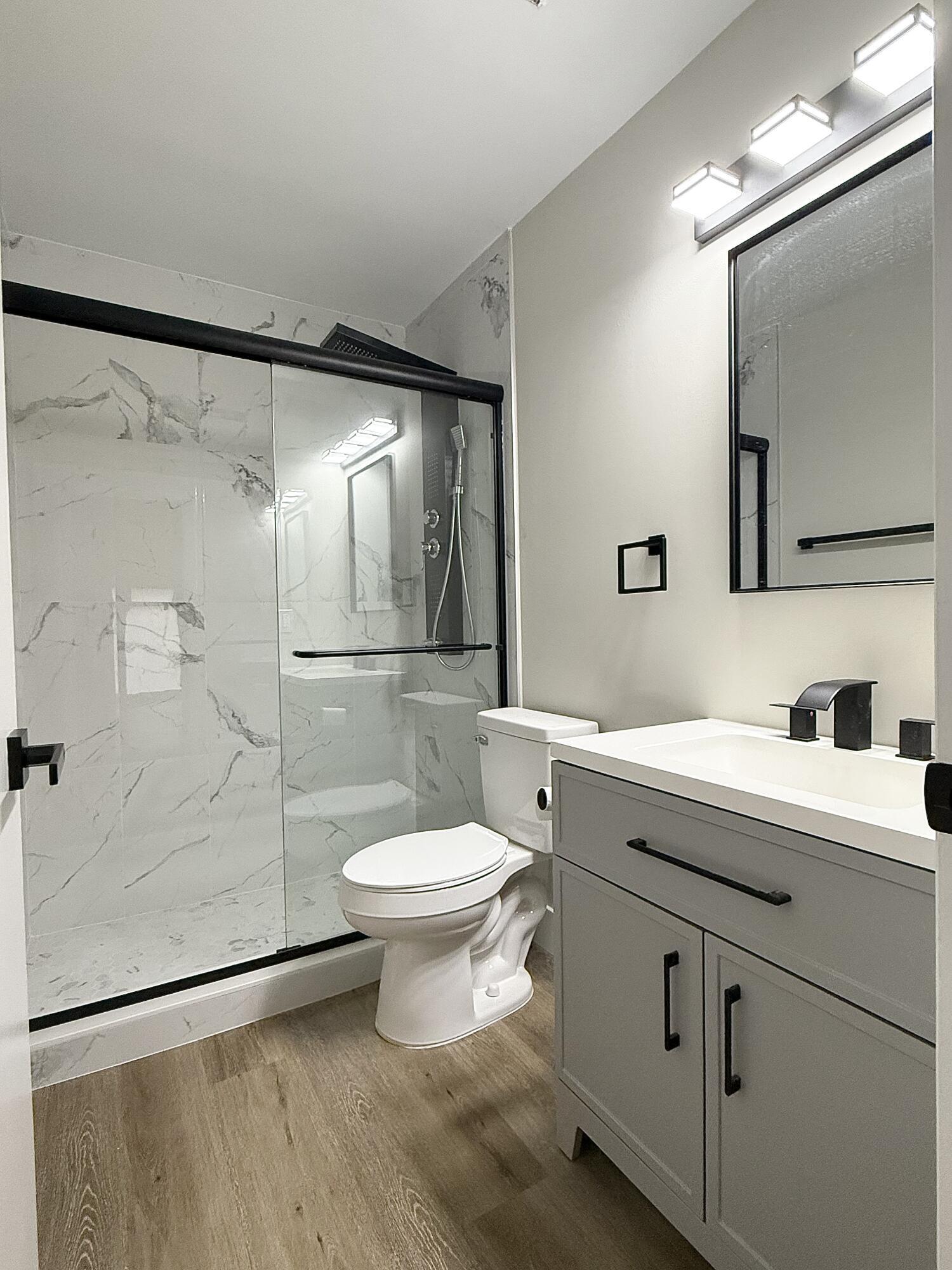 ROAN COURT - Residential Lease