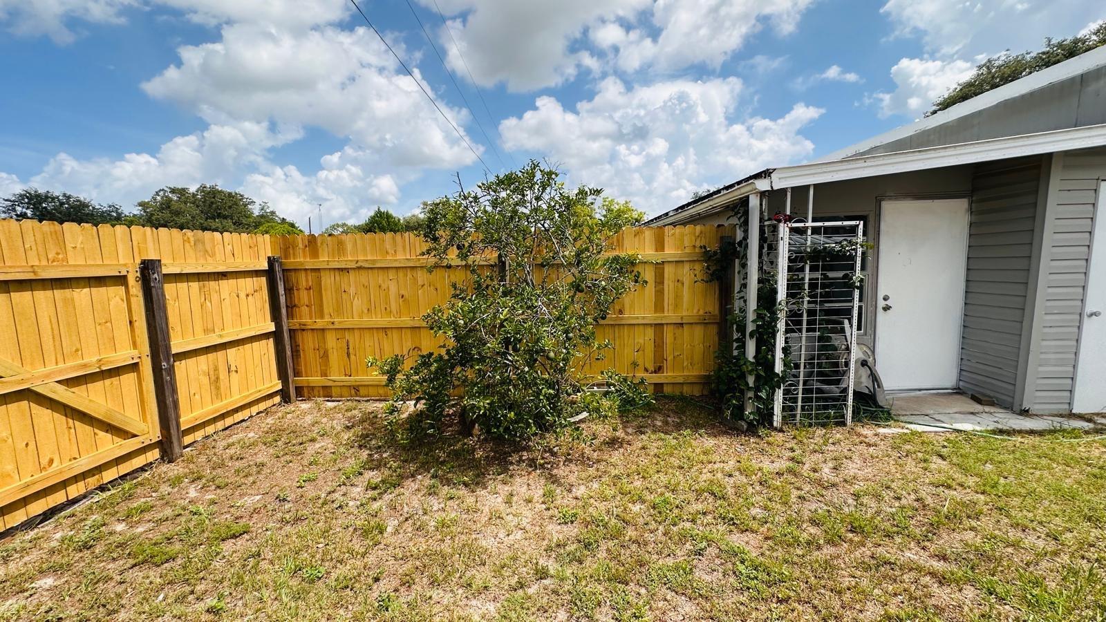 2031.10 - SEBRING MANOR - Residential Lease