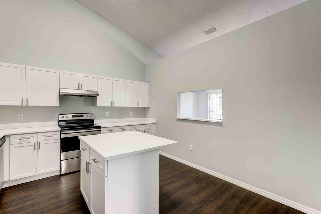 Photo of 4685 N Haverhill Road #B13, West Palm Beach, FL 33417 (MLS # B26025596)
