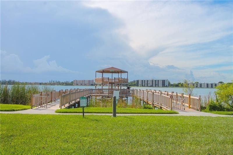 LAKE EMERALD - Residential Lease