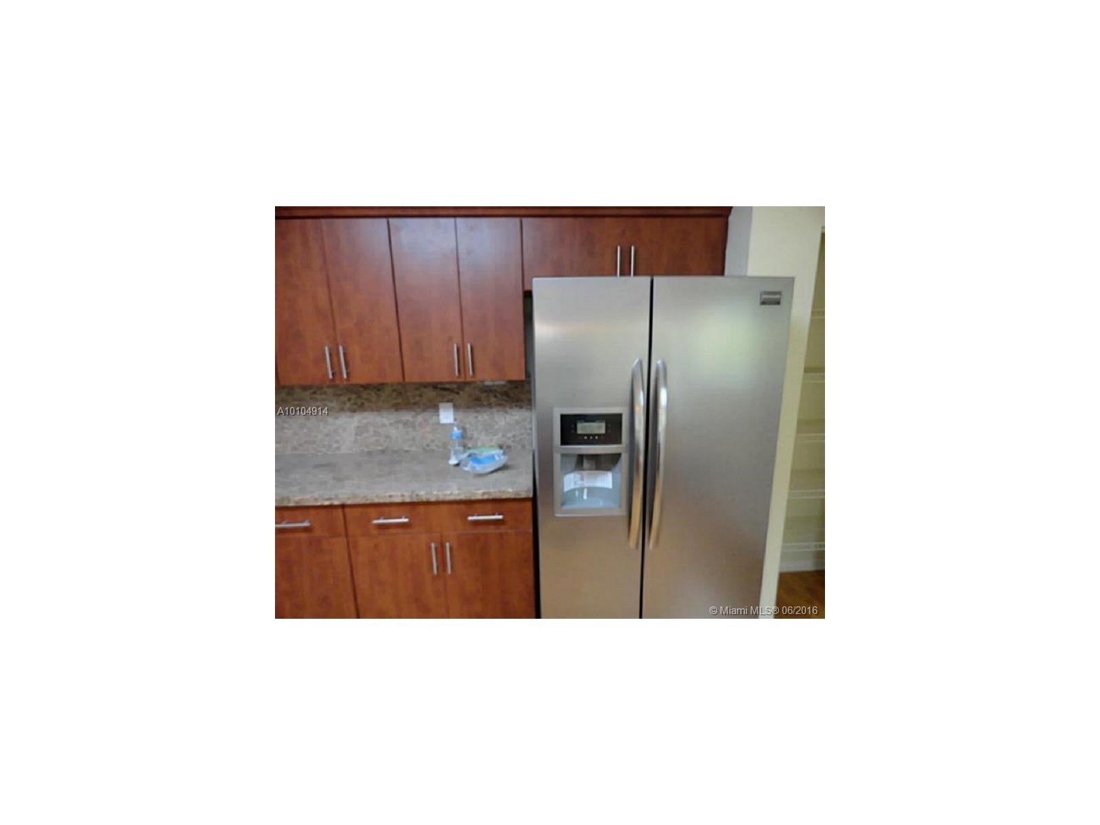710 NW 207th Ave