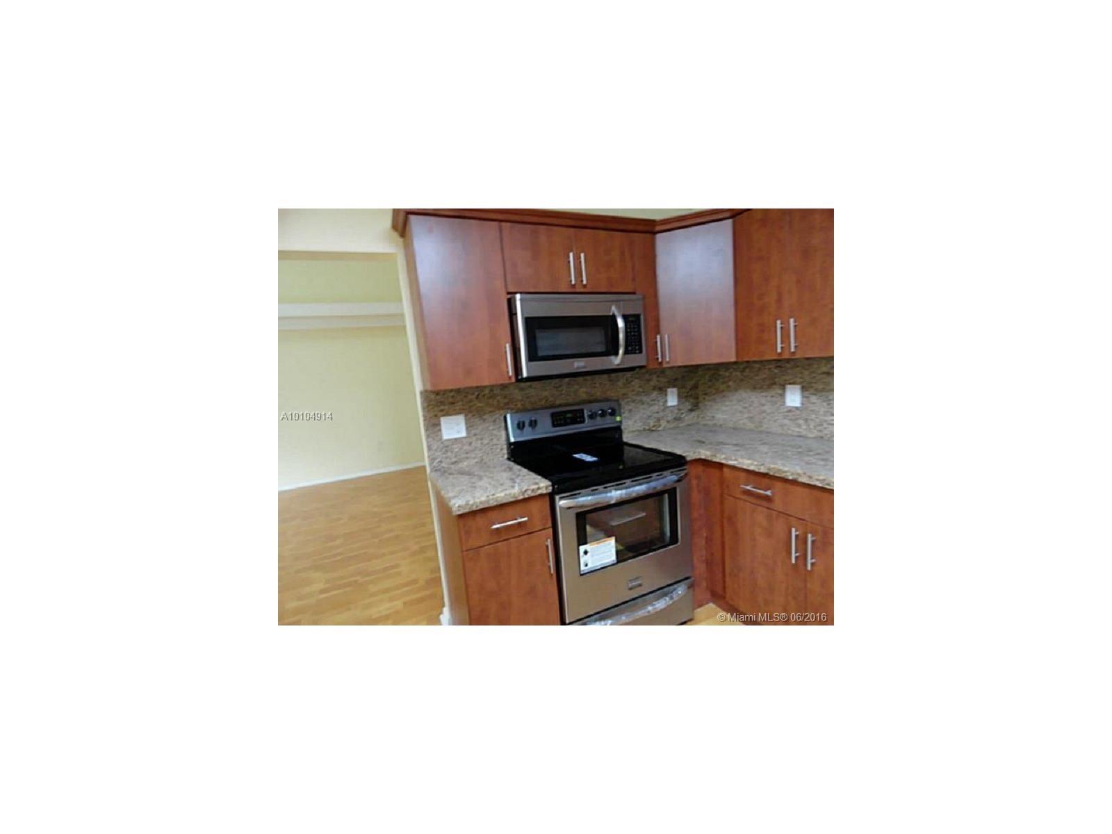 710 NW 207th Ave