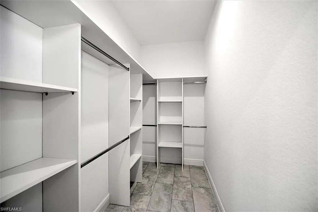 PORT LABELLE UNIT 8 - Residential