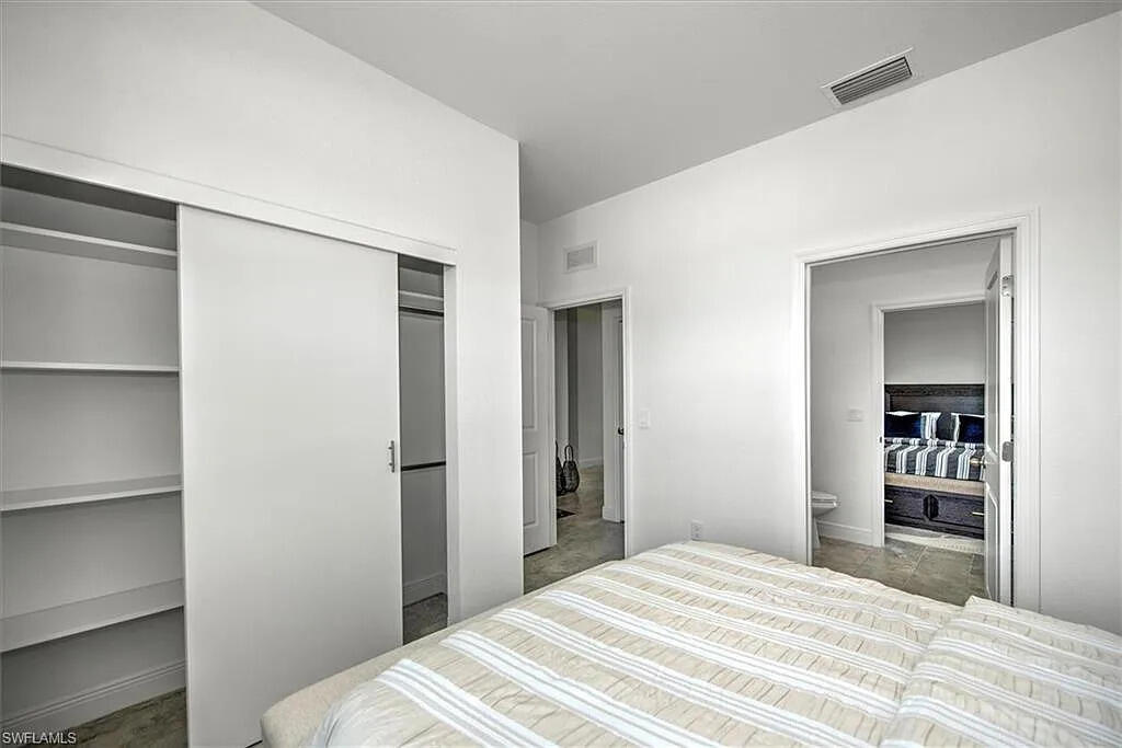 PORT LABELLE UNIT 8 - Residential