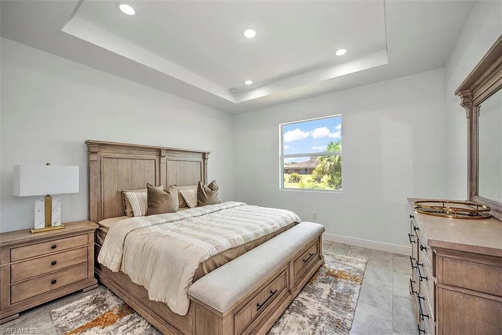 PORT LABELLE UNIT 8 - Residential