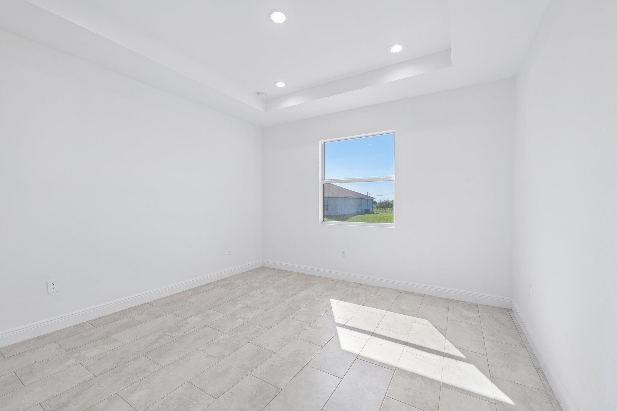 PORT LABELLE UNIT 8 - Residential