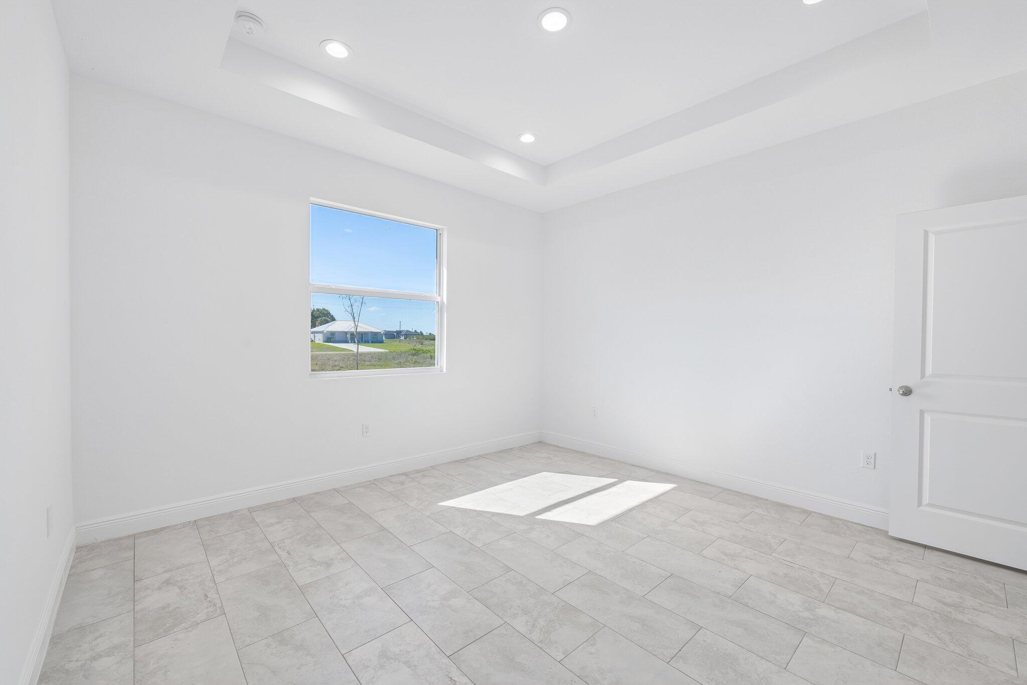 PORT LABELLE UNIT 8 - Residential