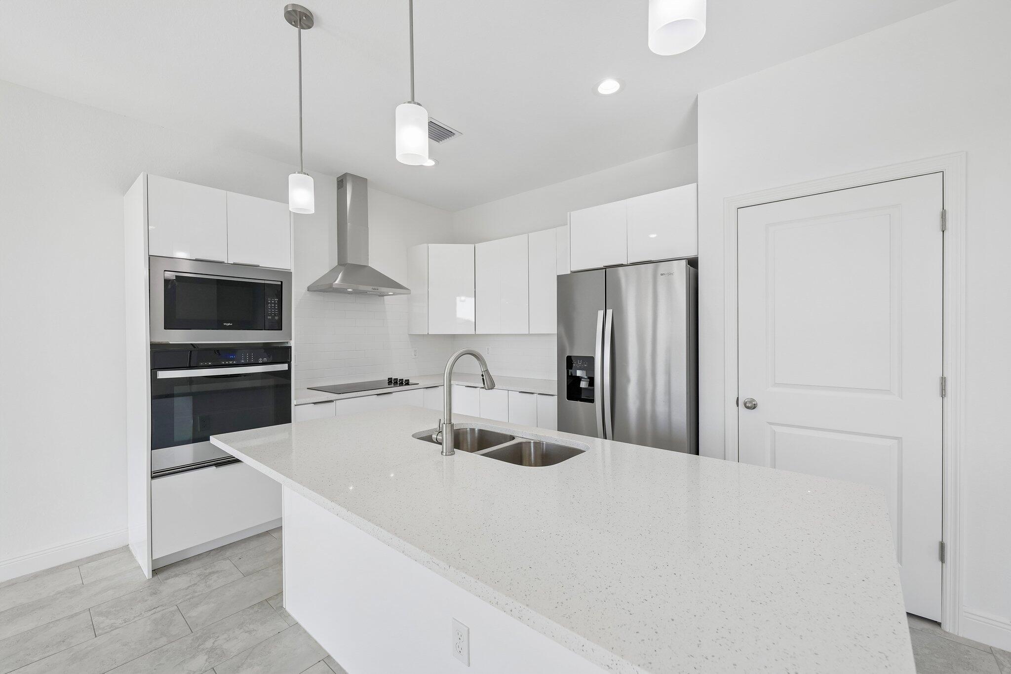 PORT LABELLE UNIT 8 - Residential