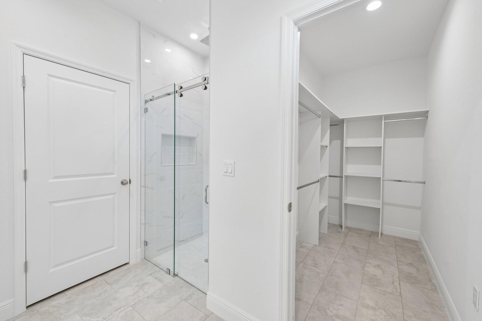 PORT LABELLE UNIT 8 - Residential