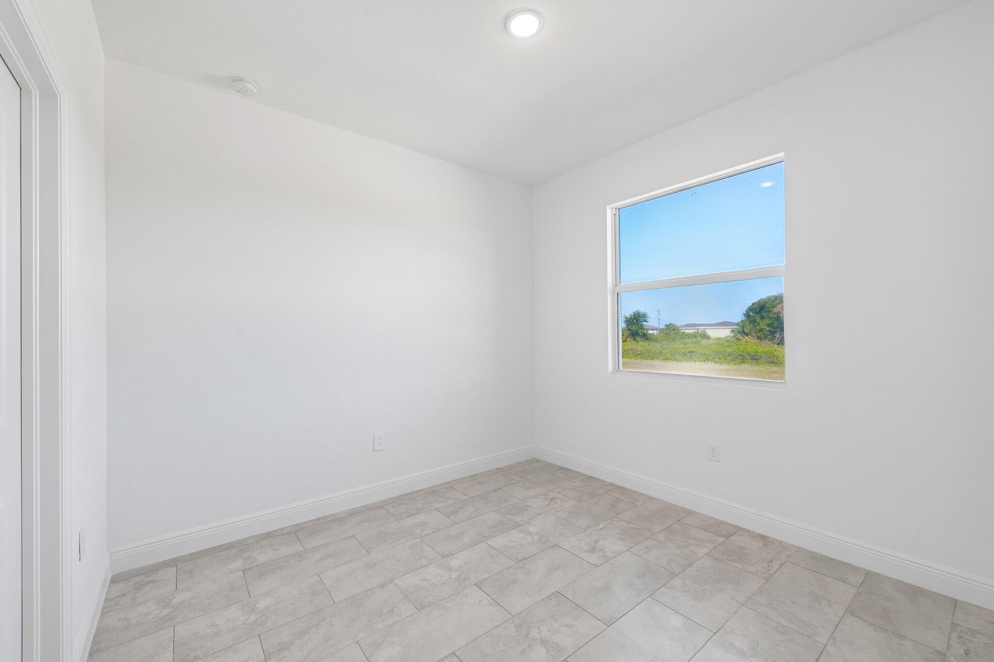 PORT LABELLE UNIT 8 - Residential