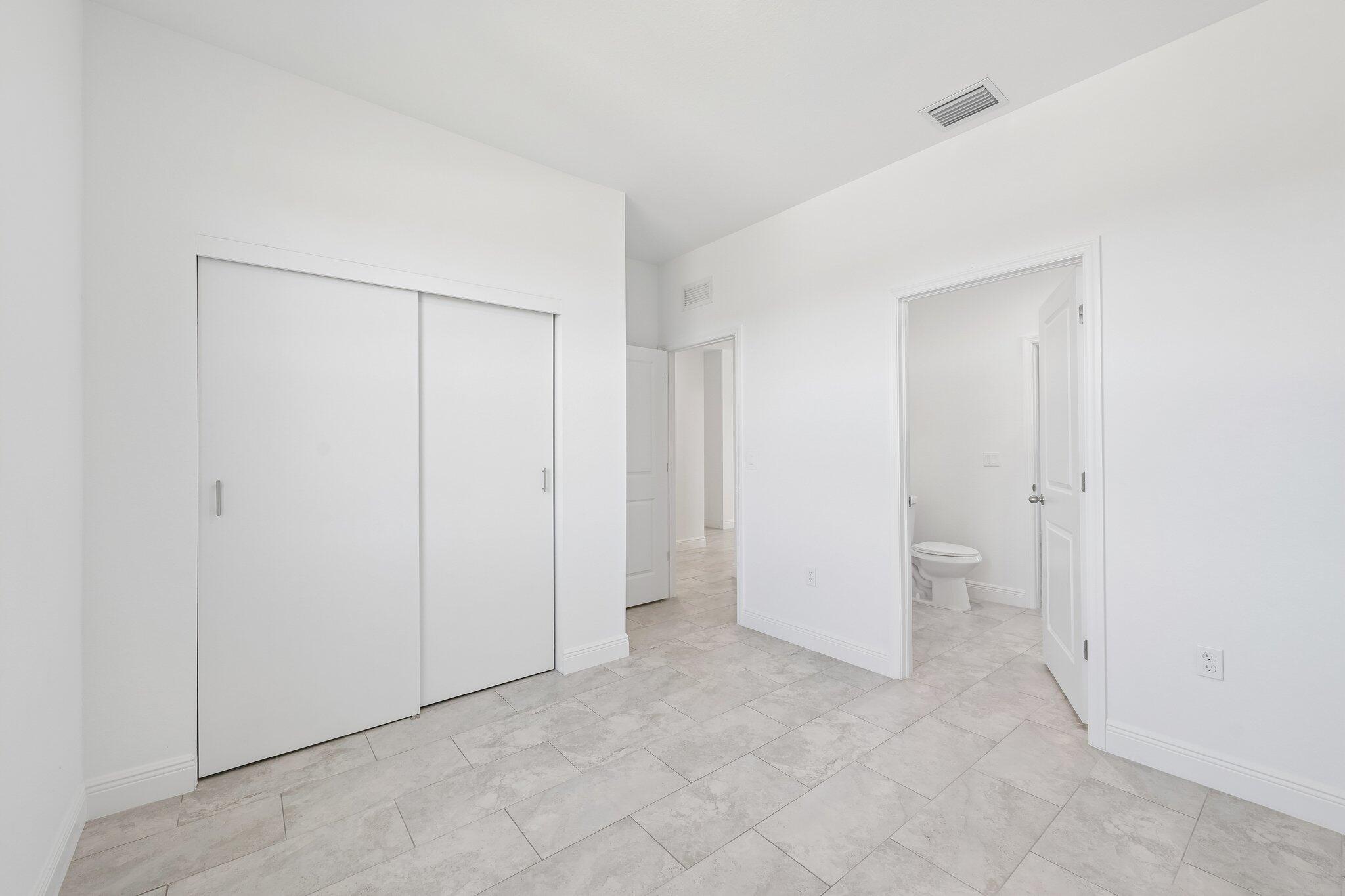 PORT LABELLE UNIT 8 - Residential
