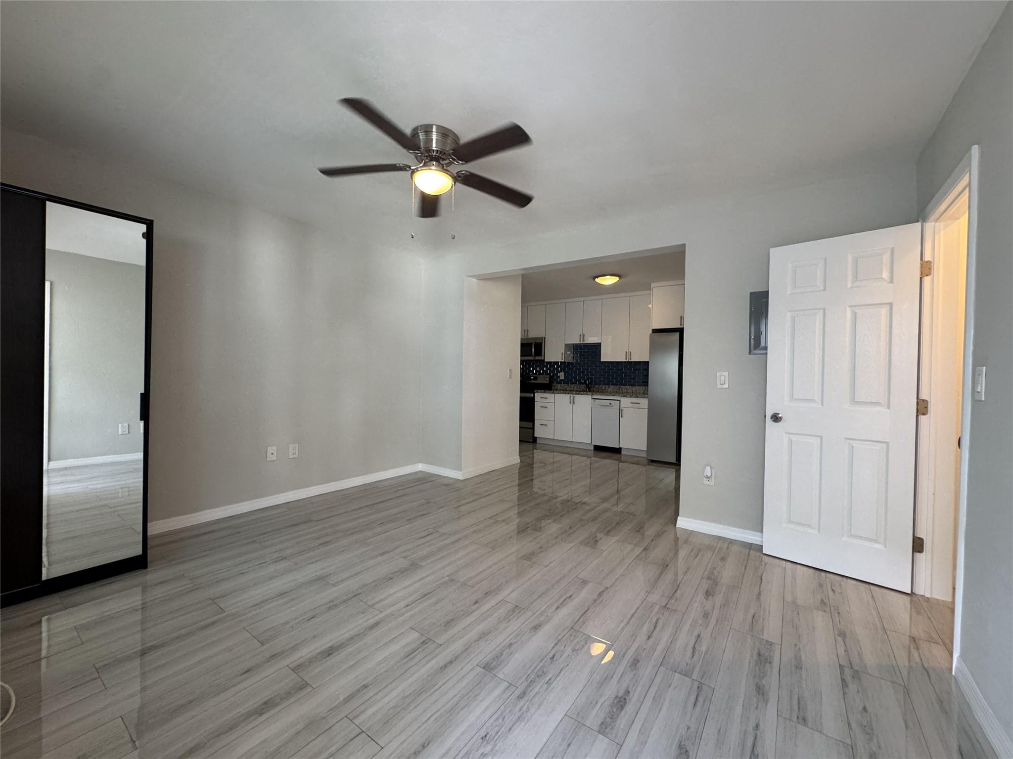 Ocean Beach Add 03 - Residential Lease