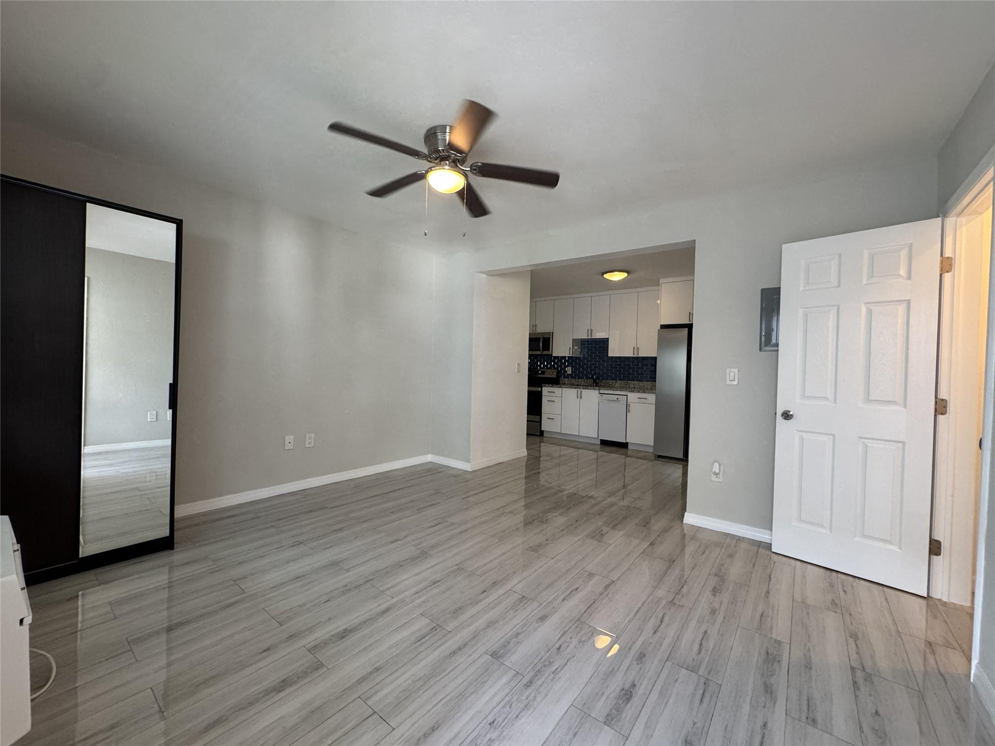 Ocean Beach Add 03 - Residential Lease