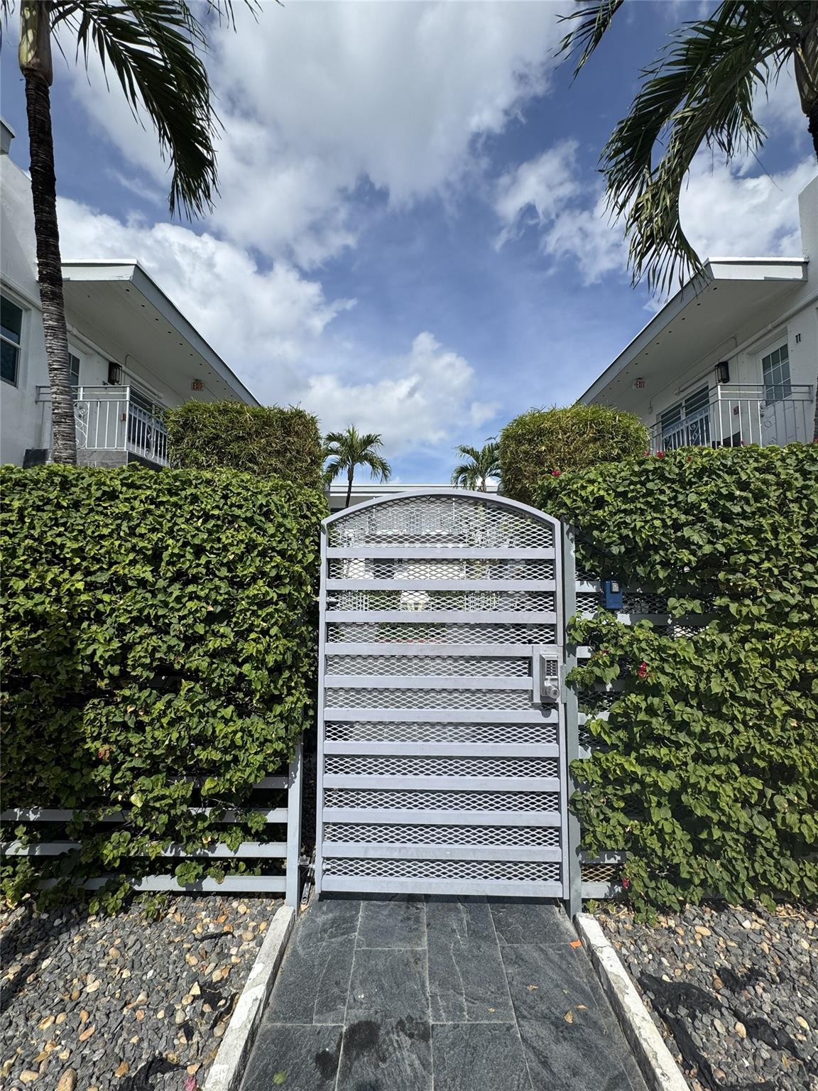 Ocean Beach Add 03 - Residential Lease