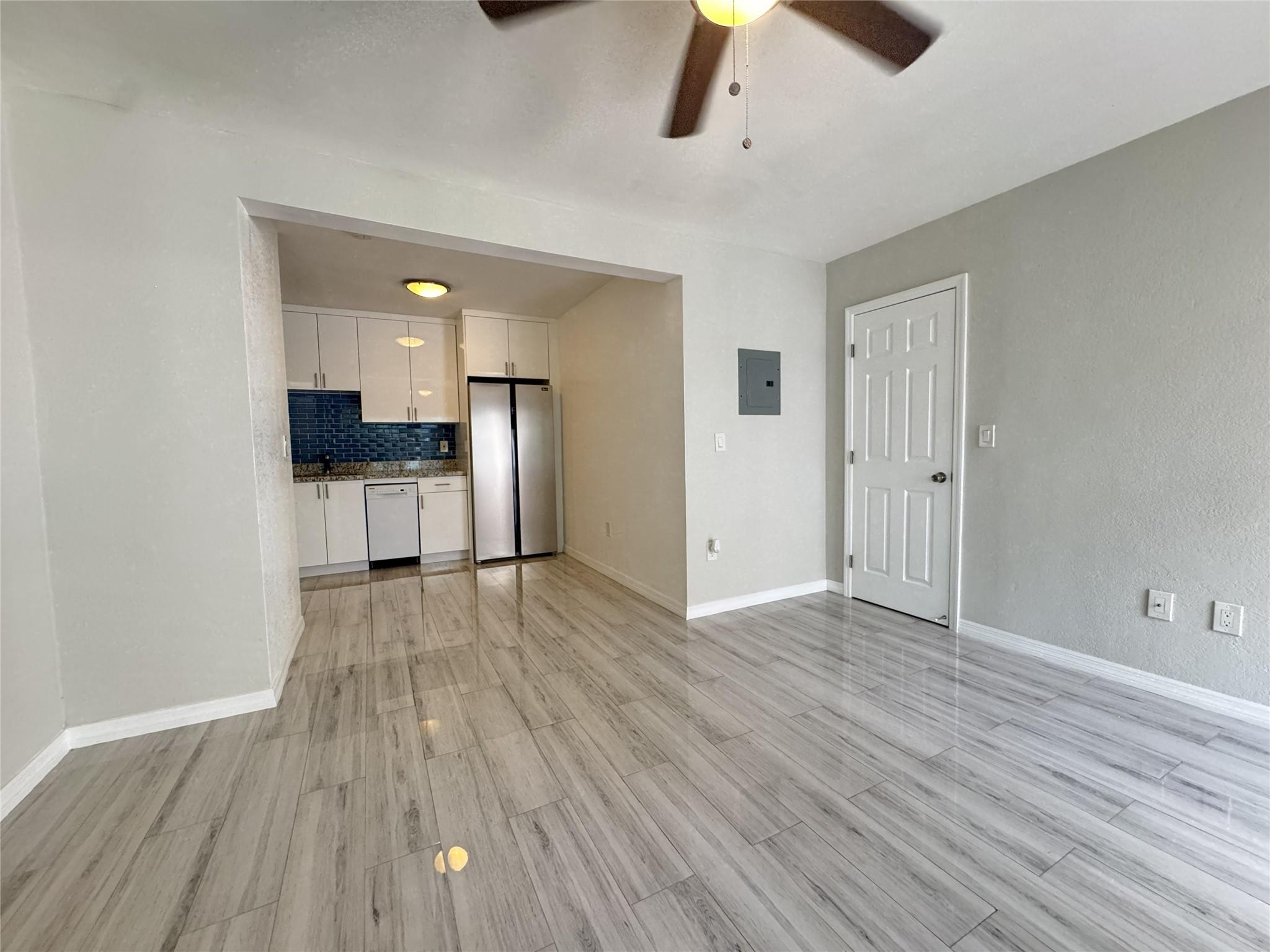Ocean Beach Add 03 - Residential Lease