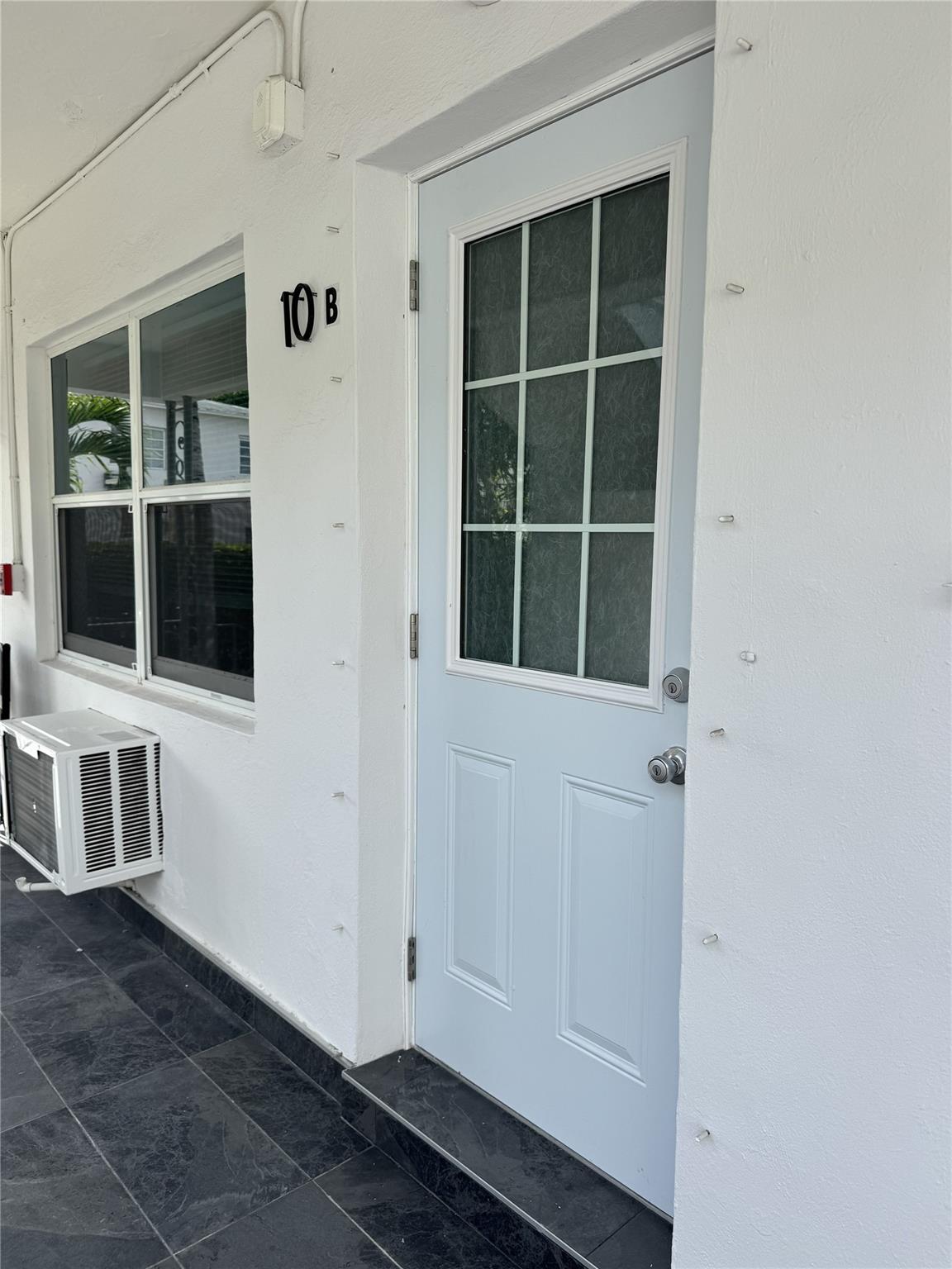 Ocean Beach Add 03 - Residential Lease