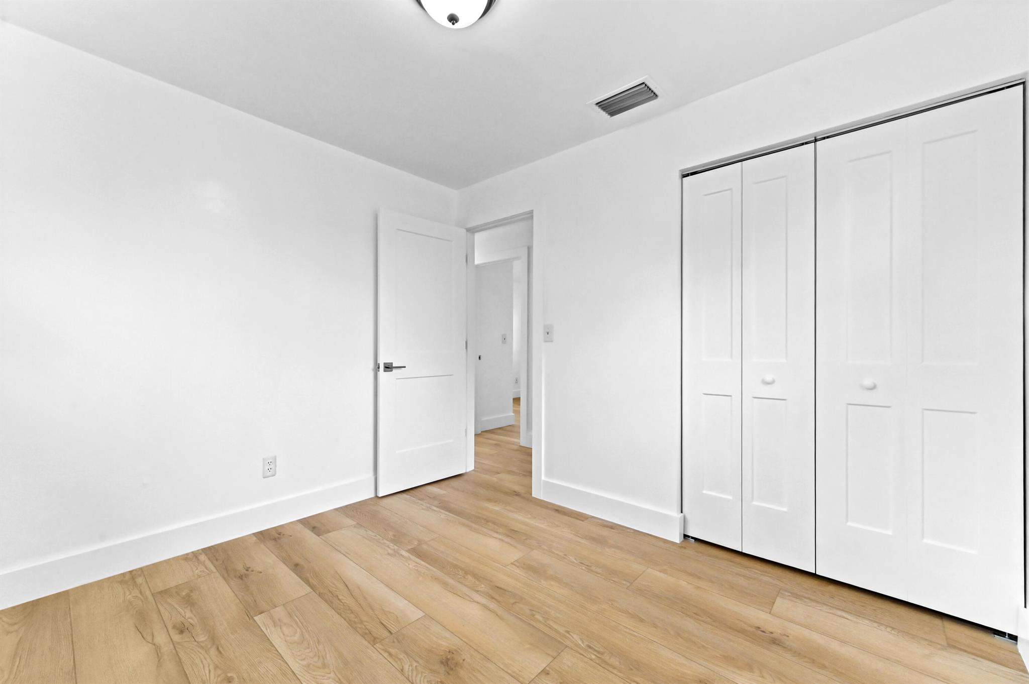 SHERWOOD FORREST - Residential