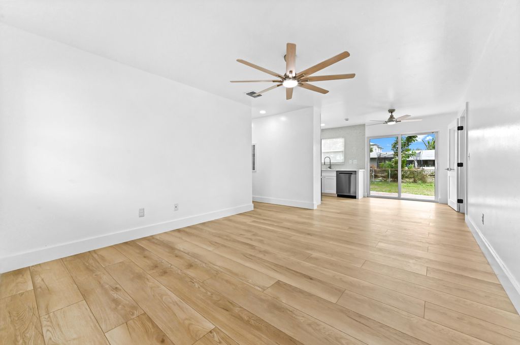 Photo of 908 SE Hall Street, Stuart, FL 34994 (MLS # R11148825)