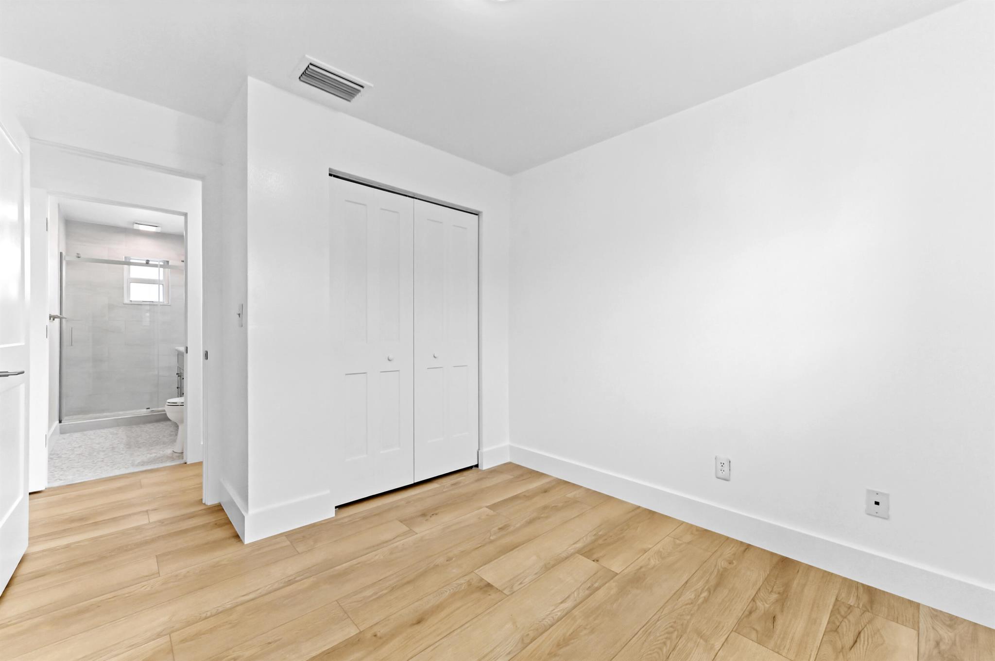 SHERWOOD FORREST - Residential