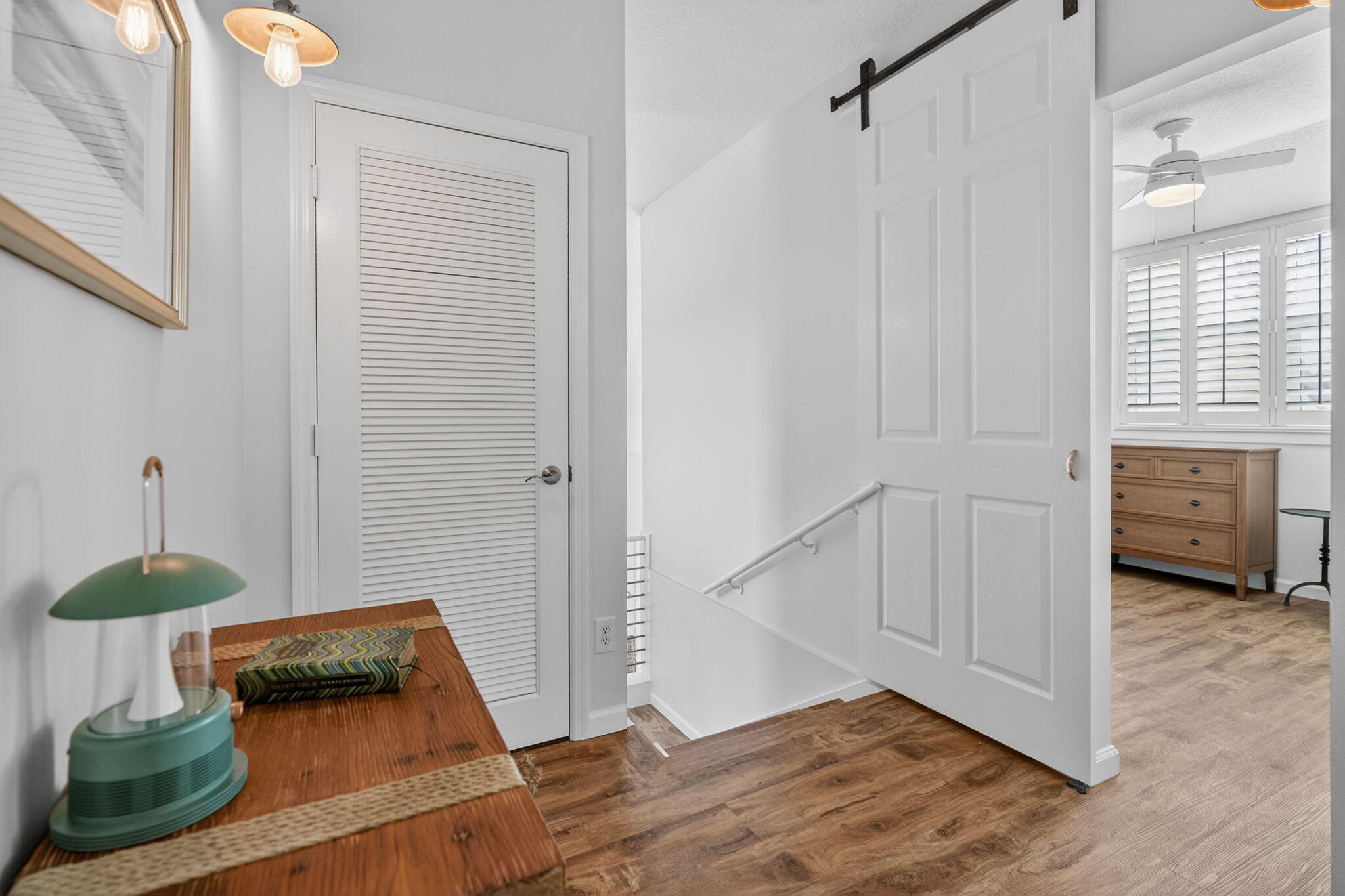 SEA COLONY 1 - Residential Lease