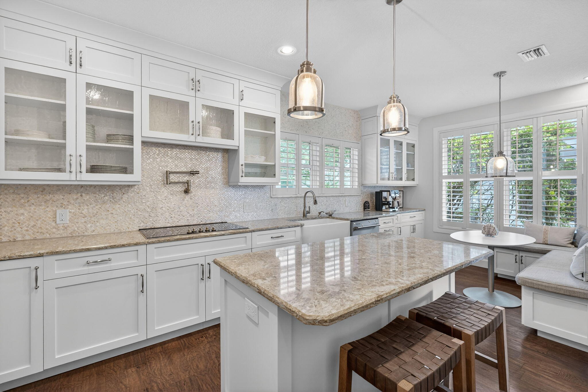 SEA COLONY 1 - Residential Lease